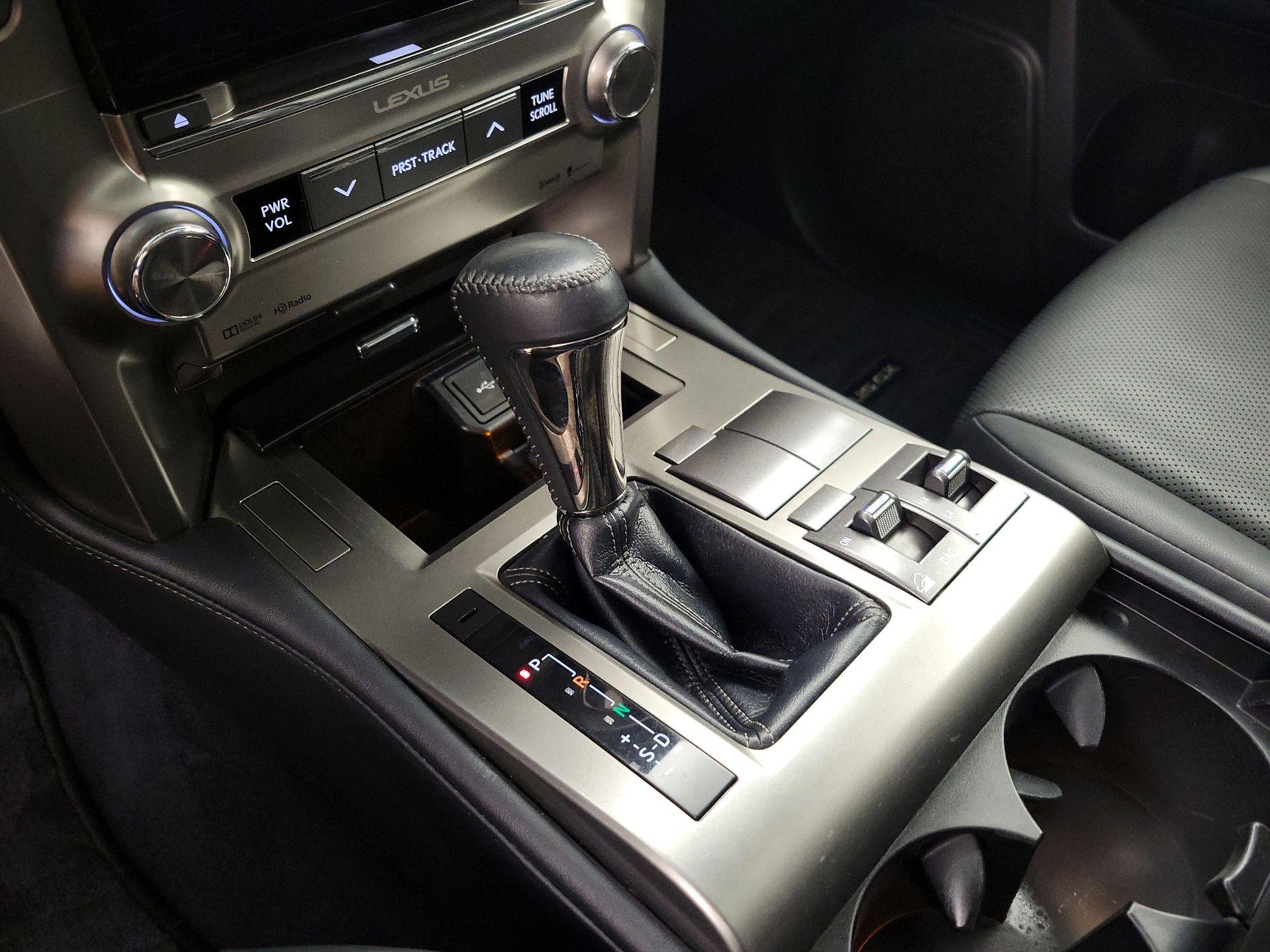 Thumbnail: 2016 Lexus GX - 17