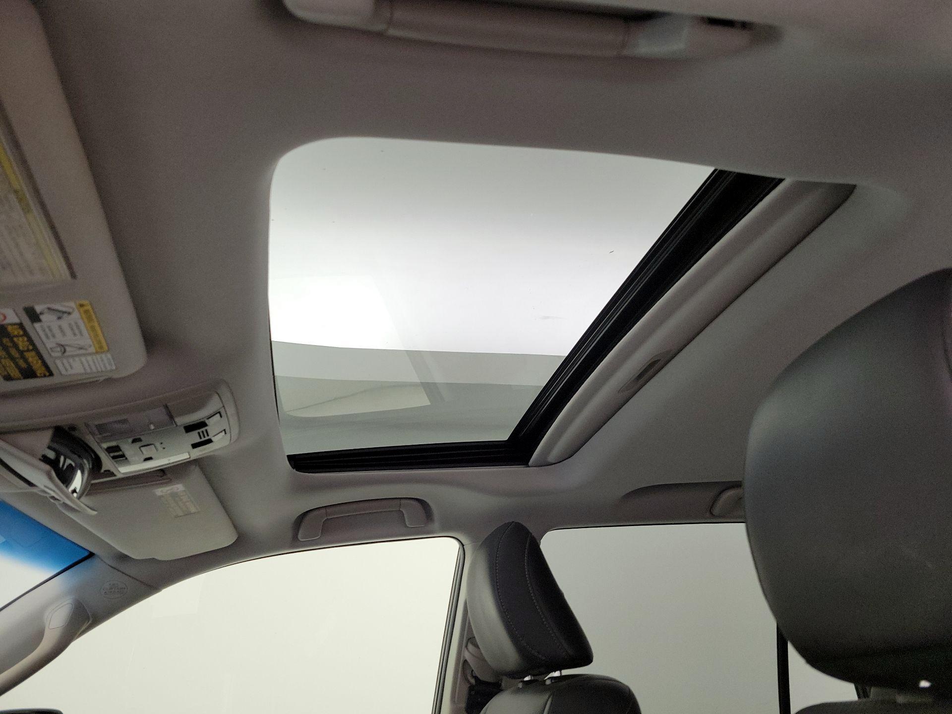 Thumbnail: 2016 Lexus GX - 19