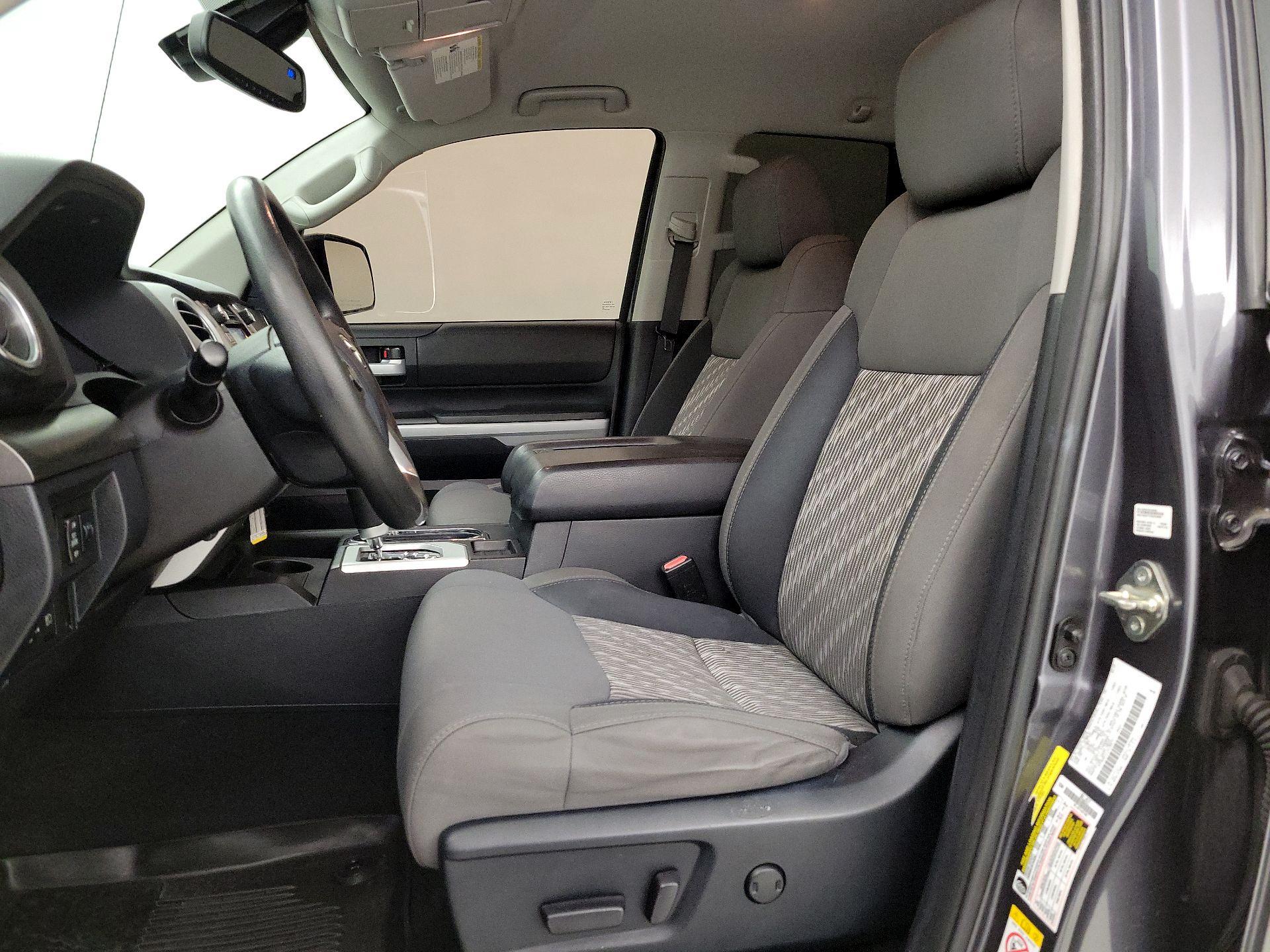 Thumbnail: 2018 Toyota Tundra - 11