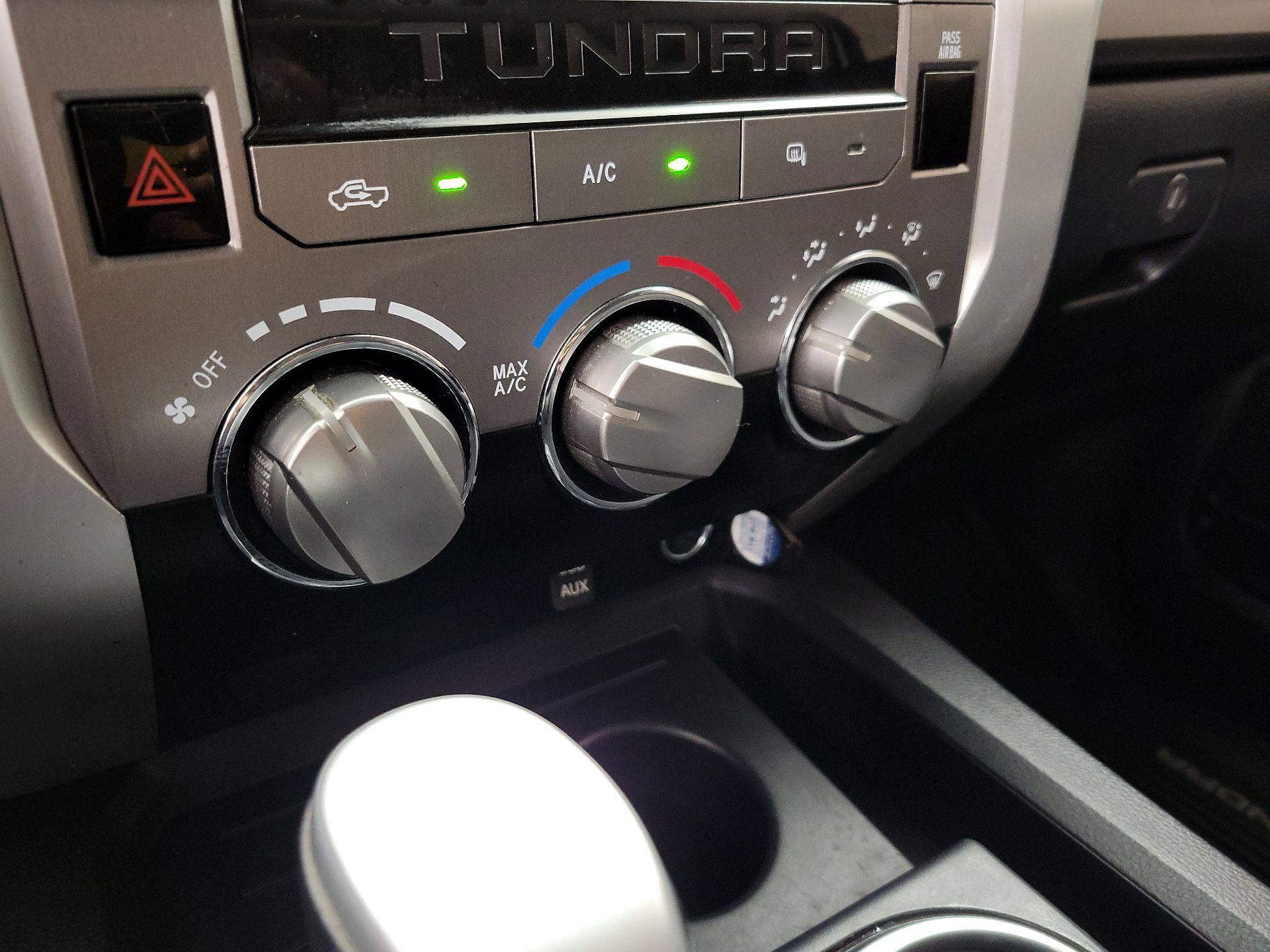 Thumbnail: 2018 Toyota Tundra - 16