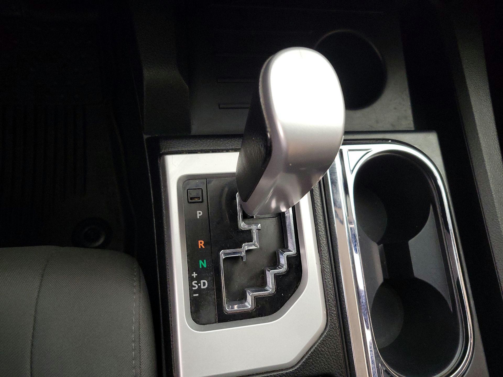 Thumbnail: 2018 Toyota Tundra - 17