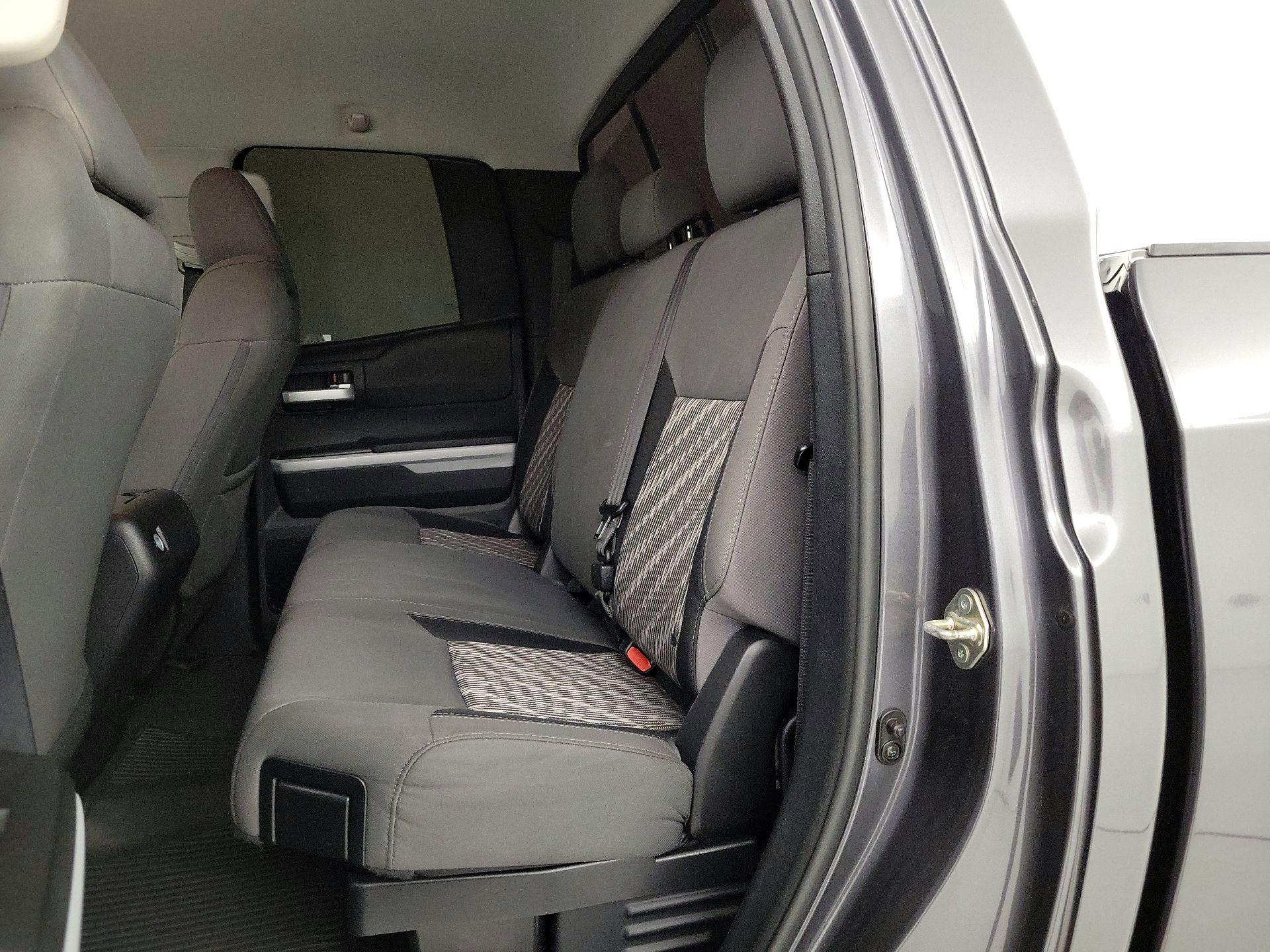 Thumbnail: 2018 Toyota Tundra - 19