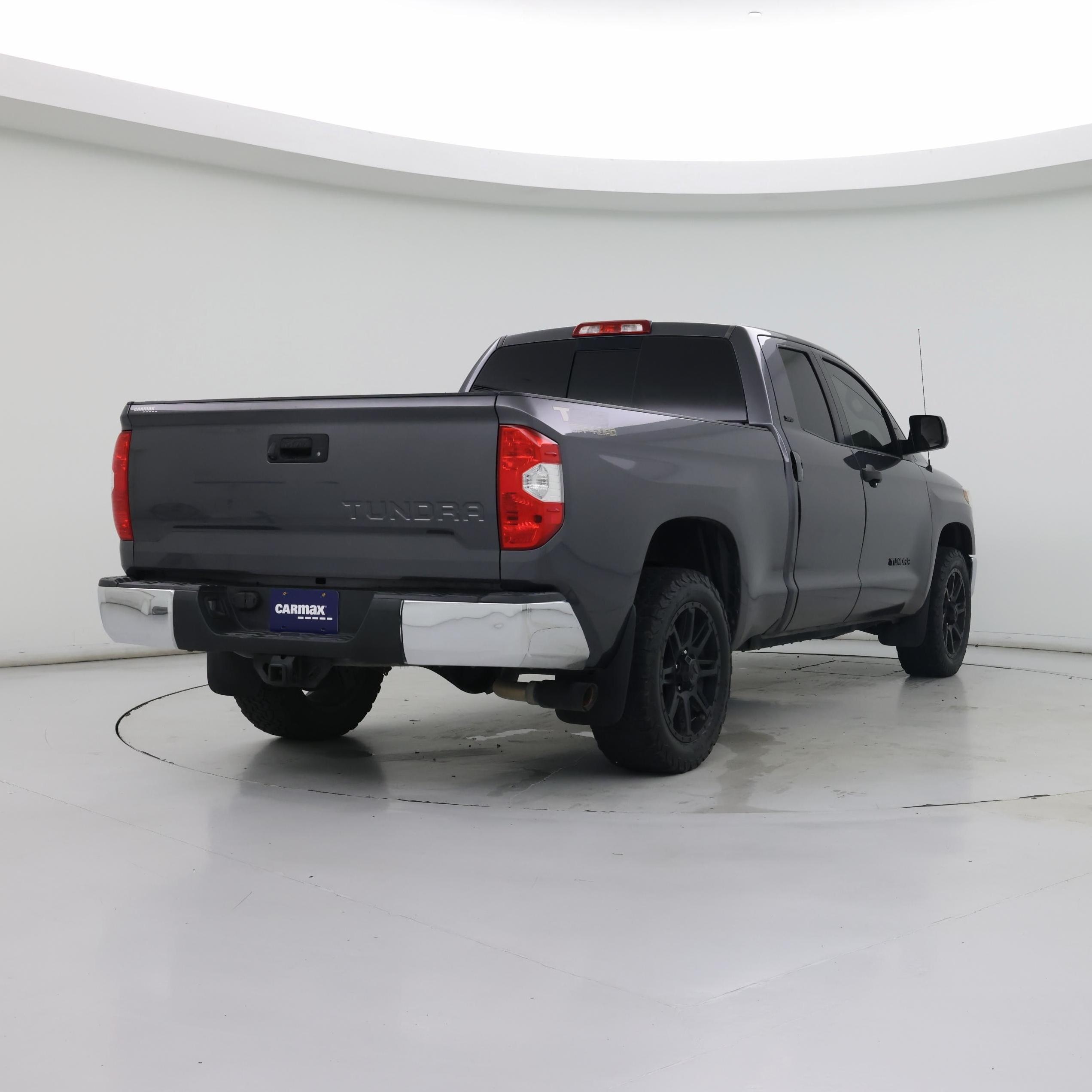 Thumbnail: 2018 Toyota Tundra - 8