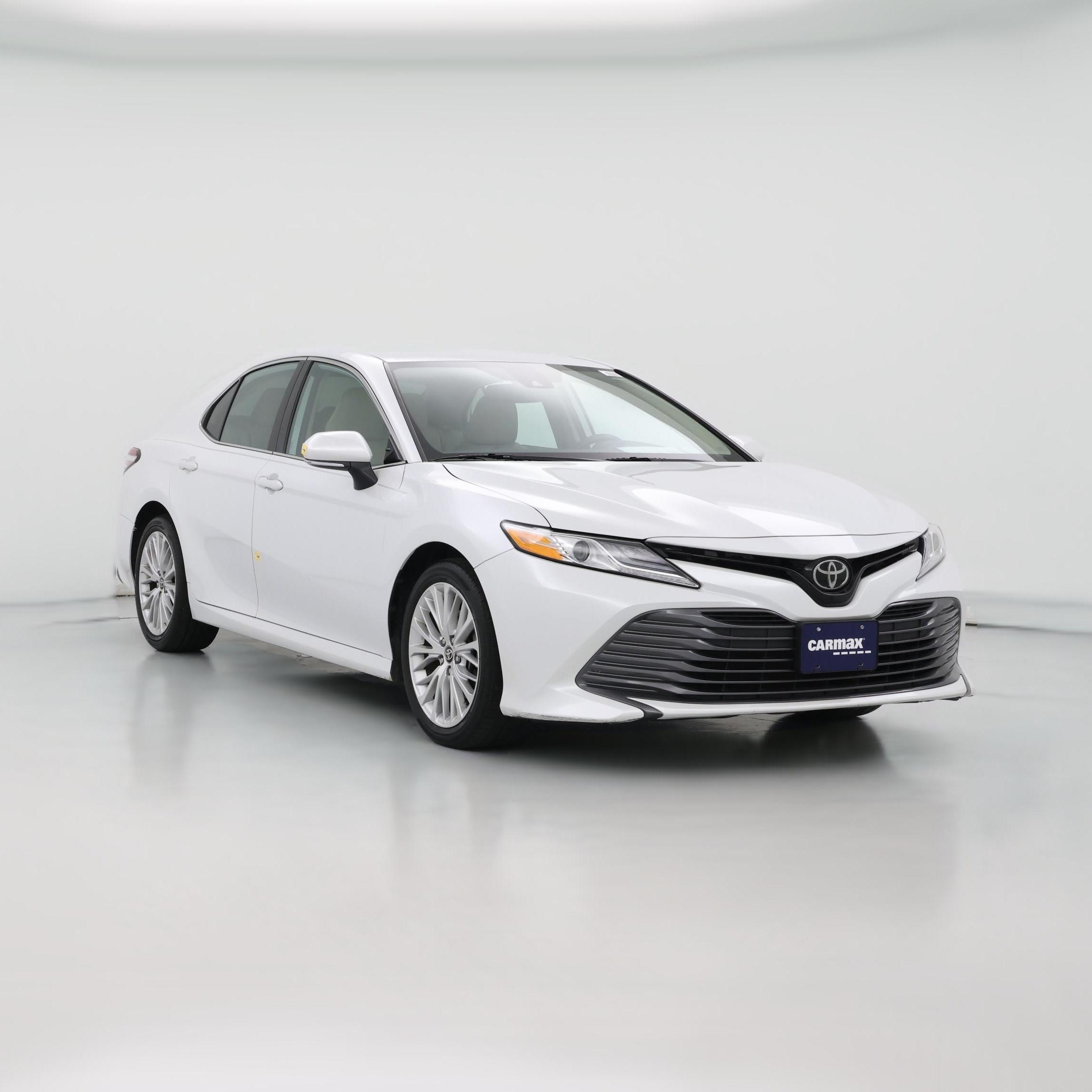 Thumbnail: 2020 Toyota Camry - 1