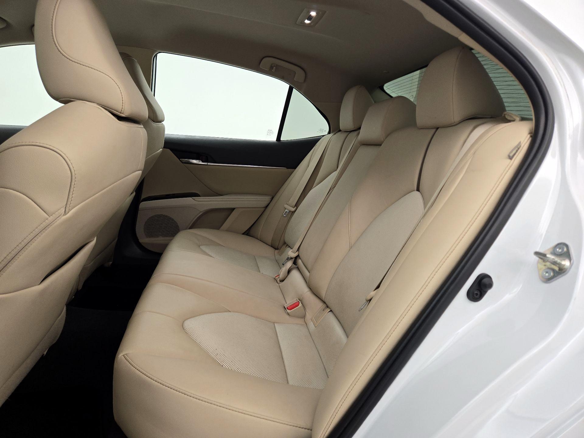 Thumbnail: 2020 Toyota Camry - 19