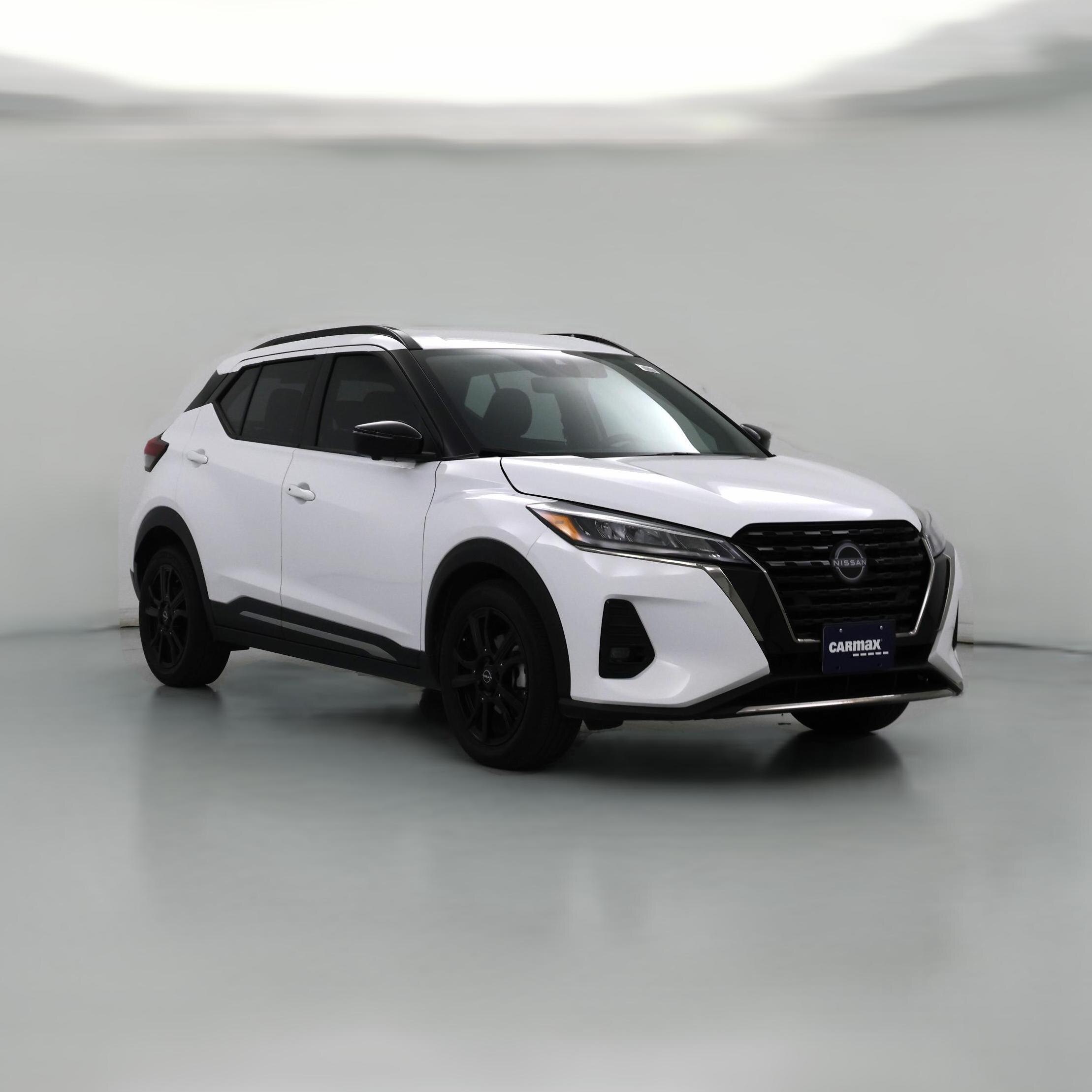 Thumbnail: 2023 Nissan Kicks - 1