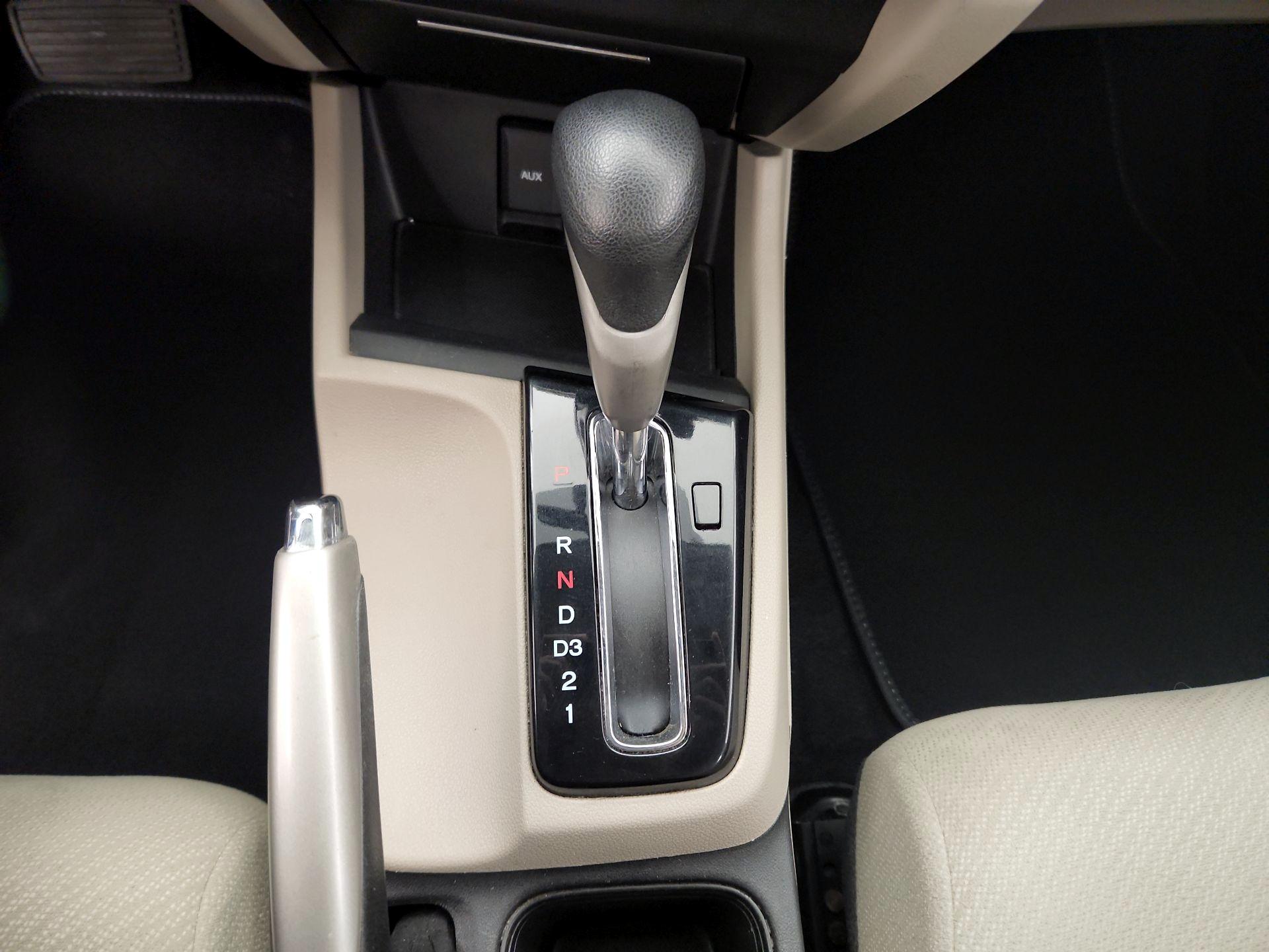 Thumbnail: 2013 Honda Civic - 17