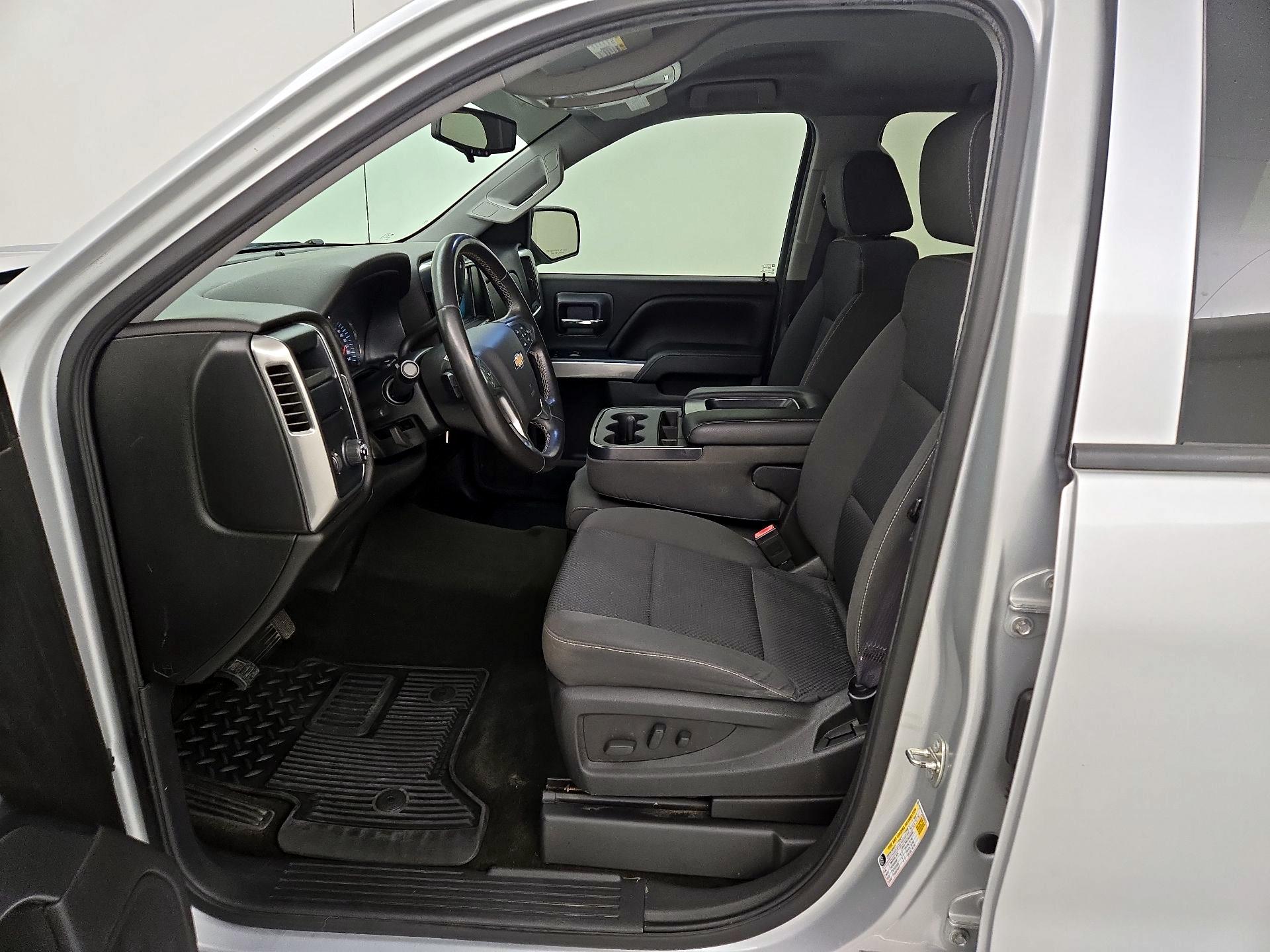 Thumbnail: 2016 Chevrolet Silverado 1500 - 11