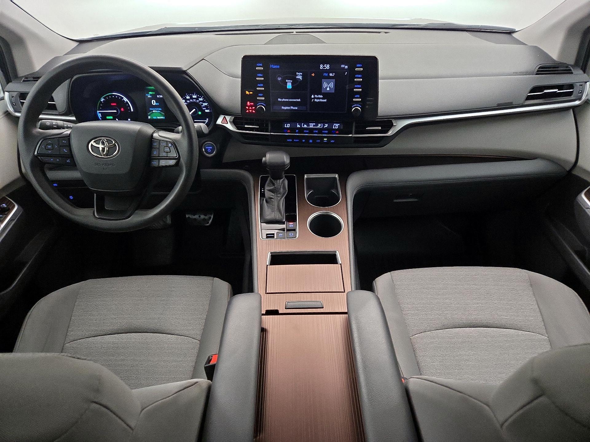 Thumbnail: 2022 Toyota Sienna - 9