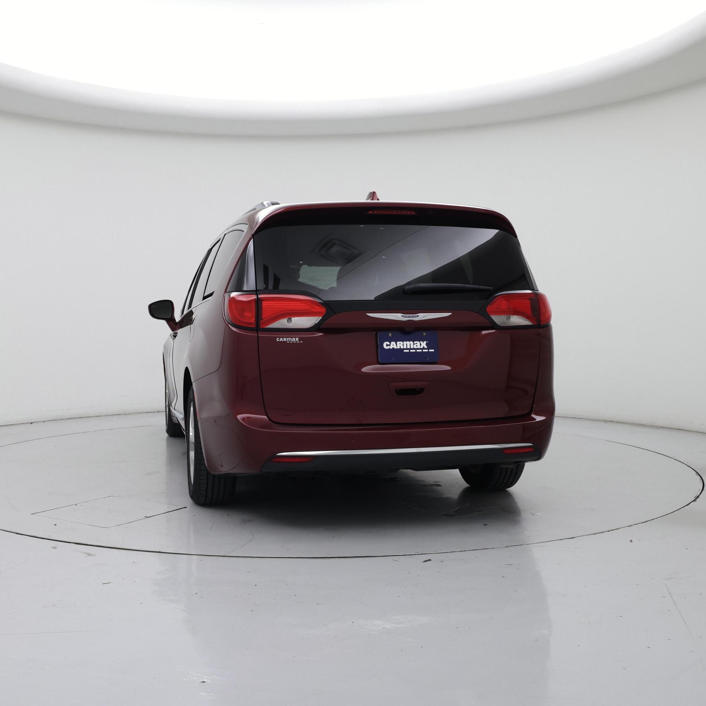 Thumbnail: 2019 Chrysler Pacifica - 6