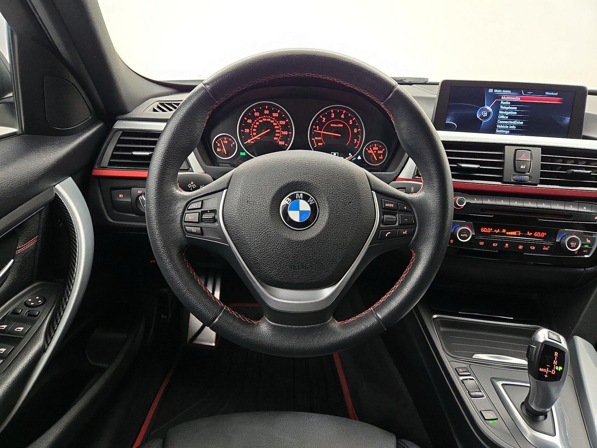 Thumbnail: 2014 BMW 3 Series - 10