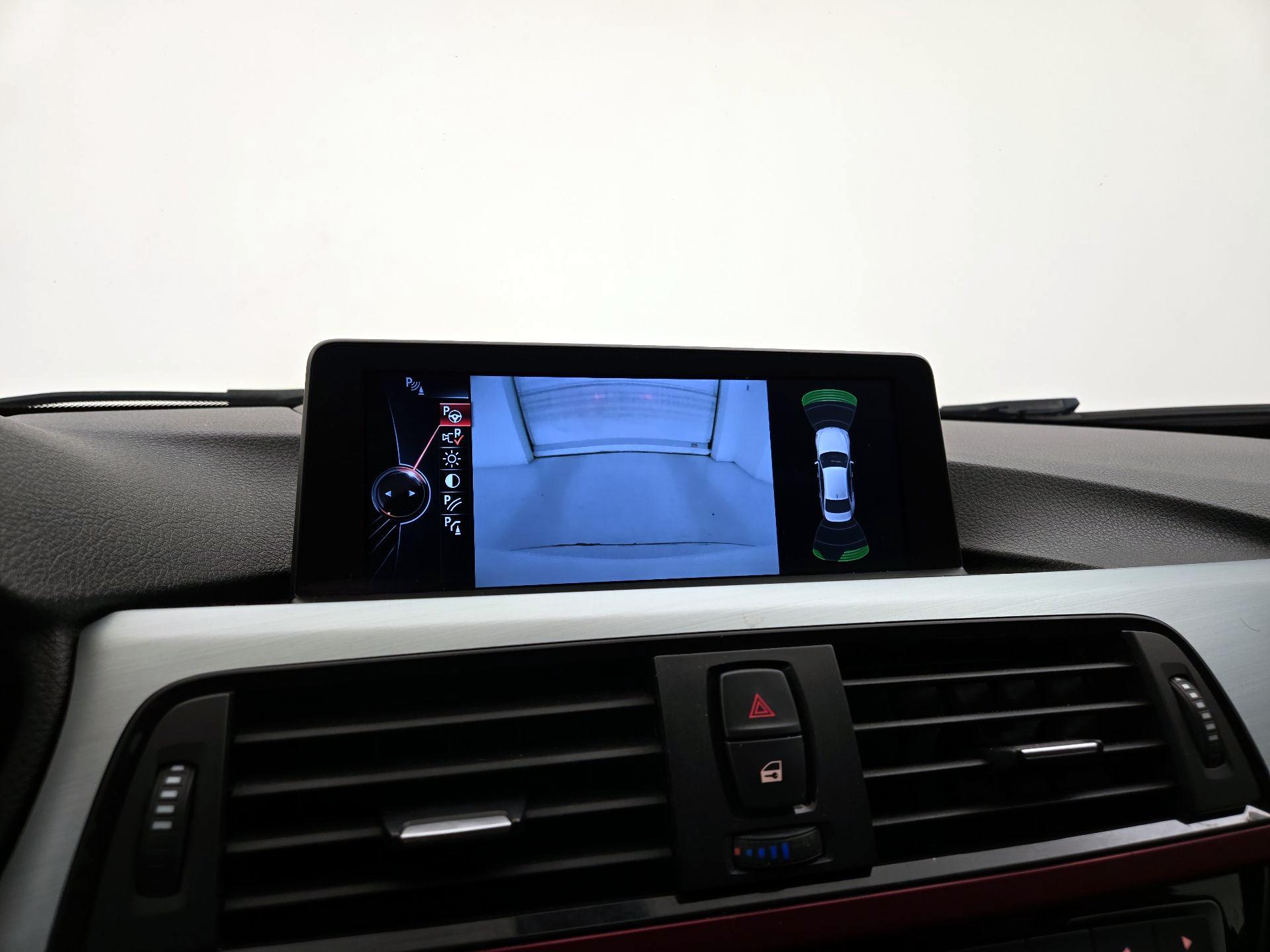 Thumbnail: 2014 BMW 3 Series - 15