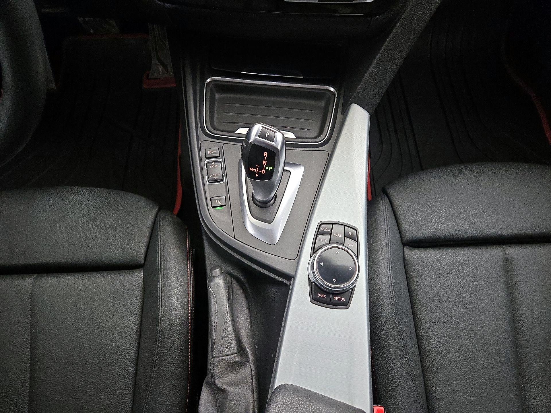 Thumbnail: 2014 BMW 3 Series - 18