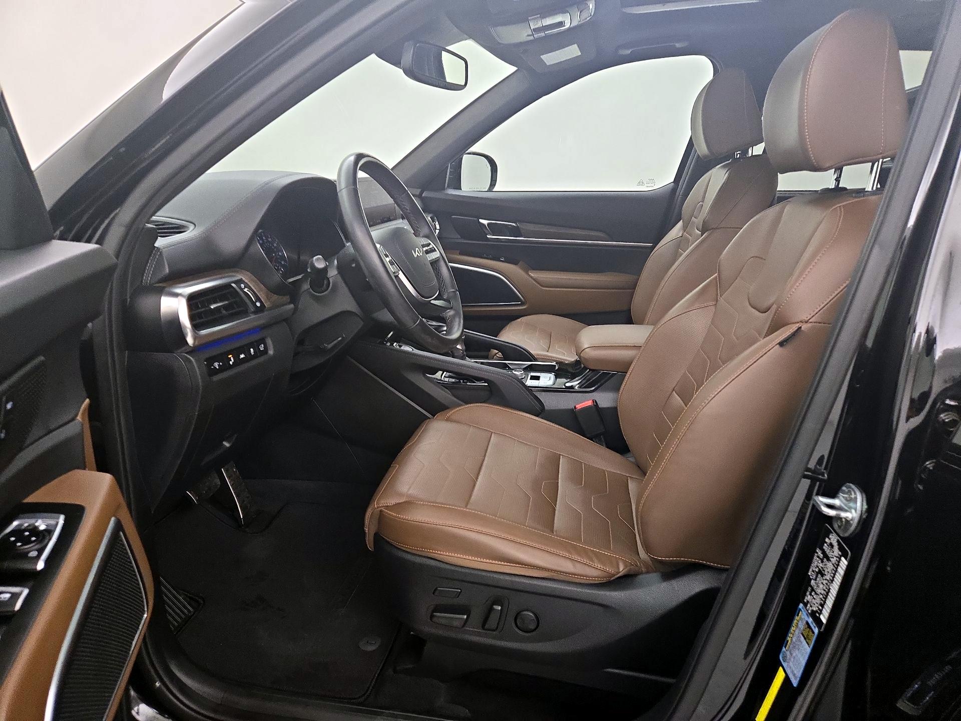 Thumbnail: 2022 Kia Telluride - 11