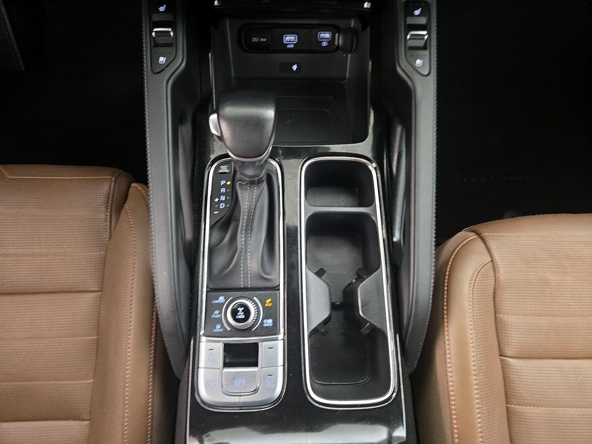 Thumbnail: 2022 Kia Telluride - 18