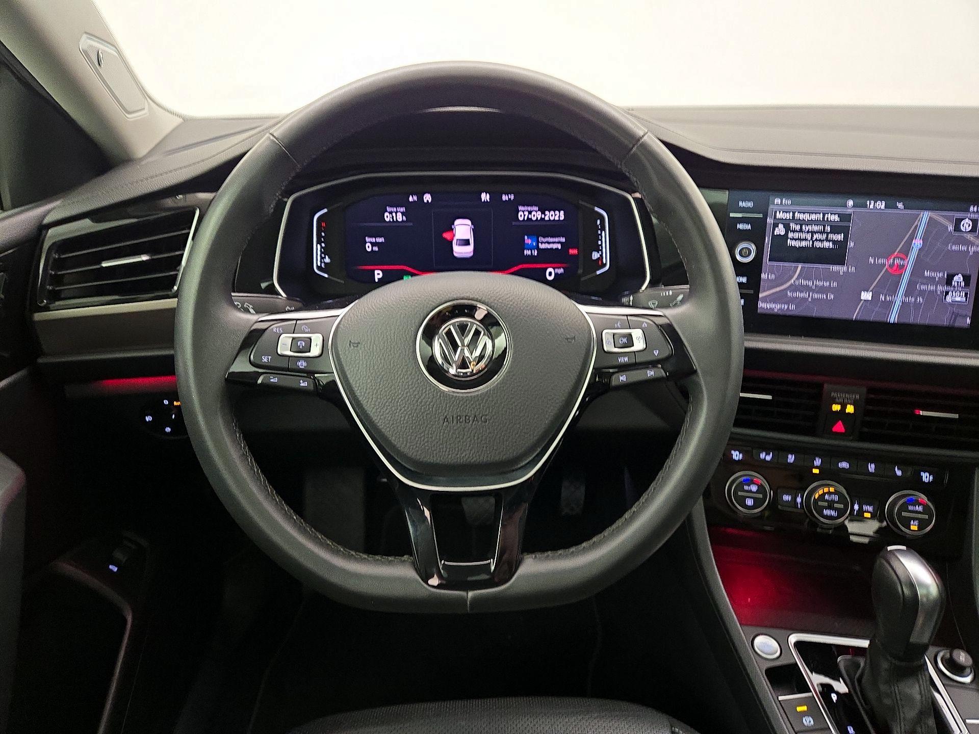 Thumbnail: 2020 Volkswagen Jetta - 10