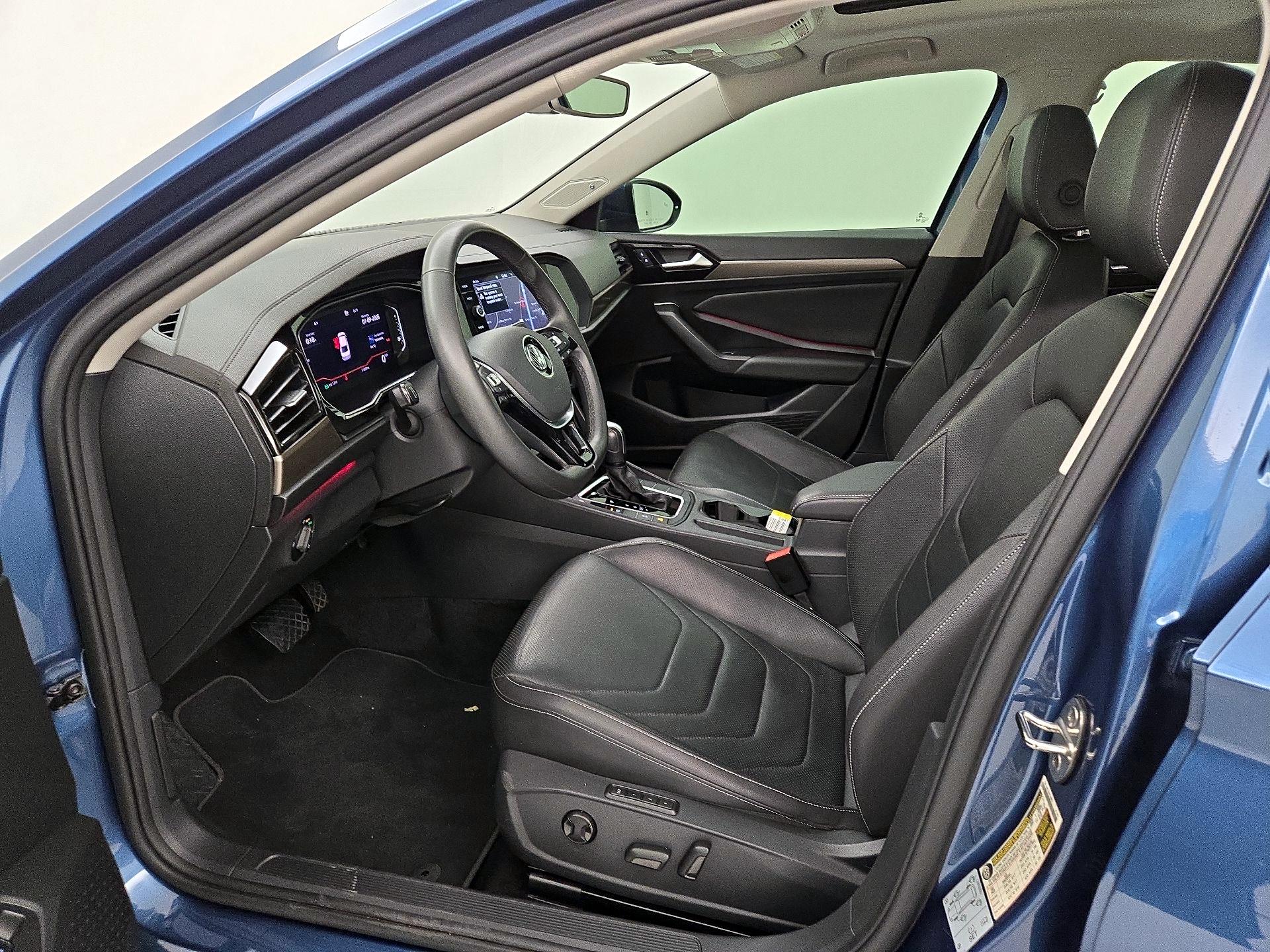 Thumbnail: 2020 Volkswagen Jetta - 11