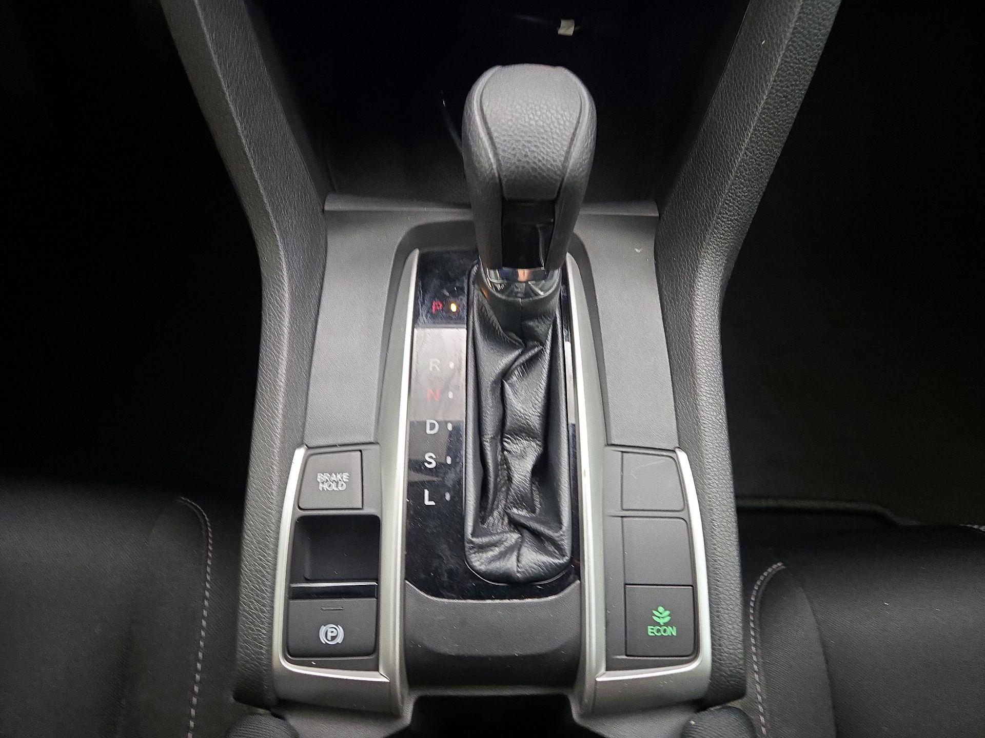 Thumbnail: 2019 Honda Civic - 17
