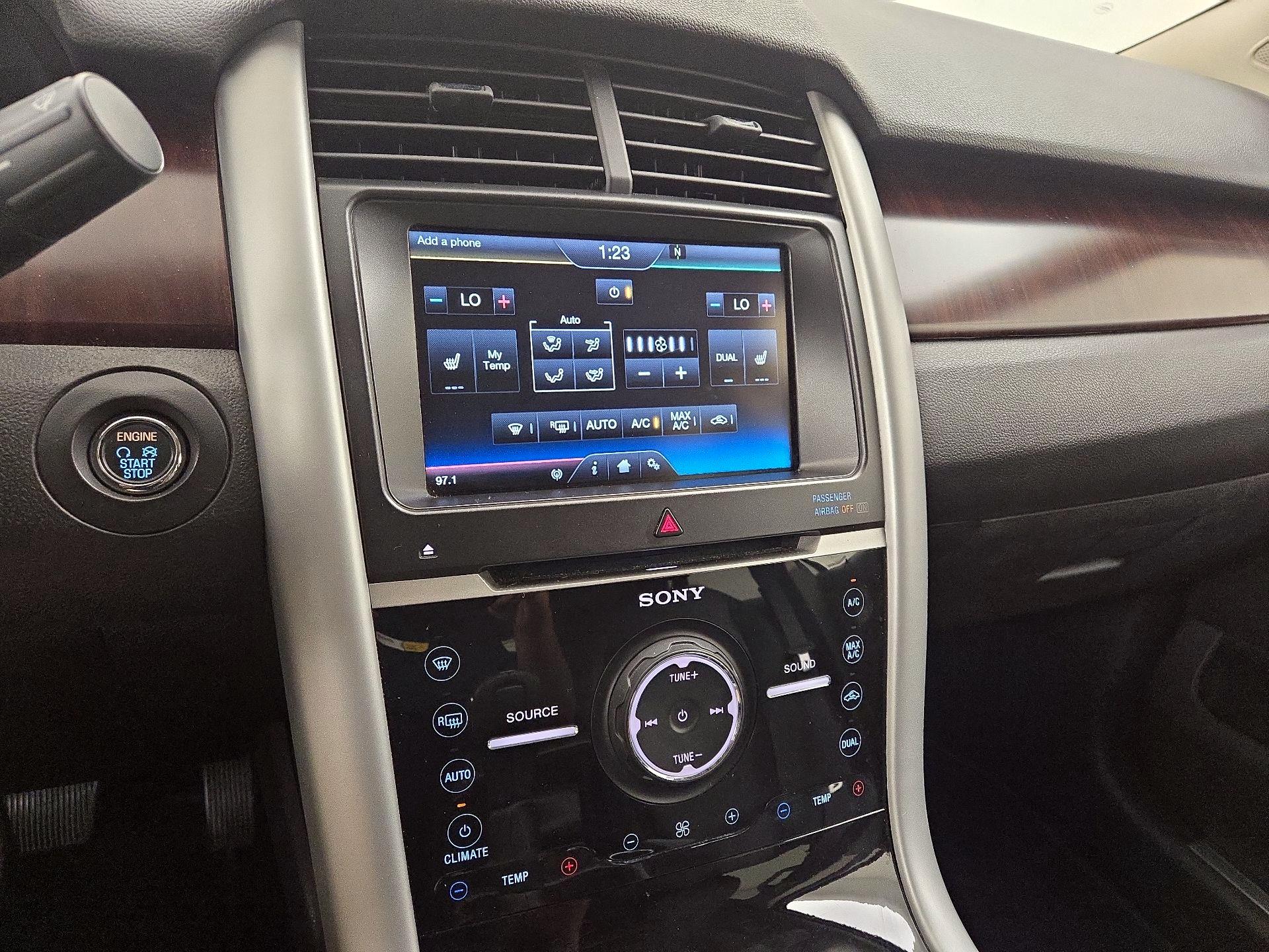 Thumbnail: 2014 Ford Edge - 17