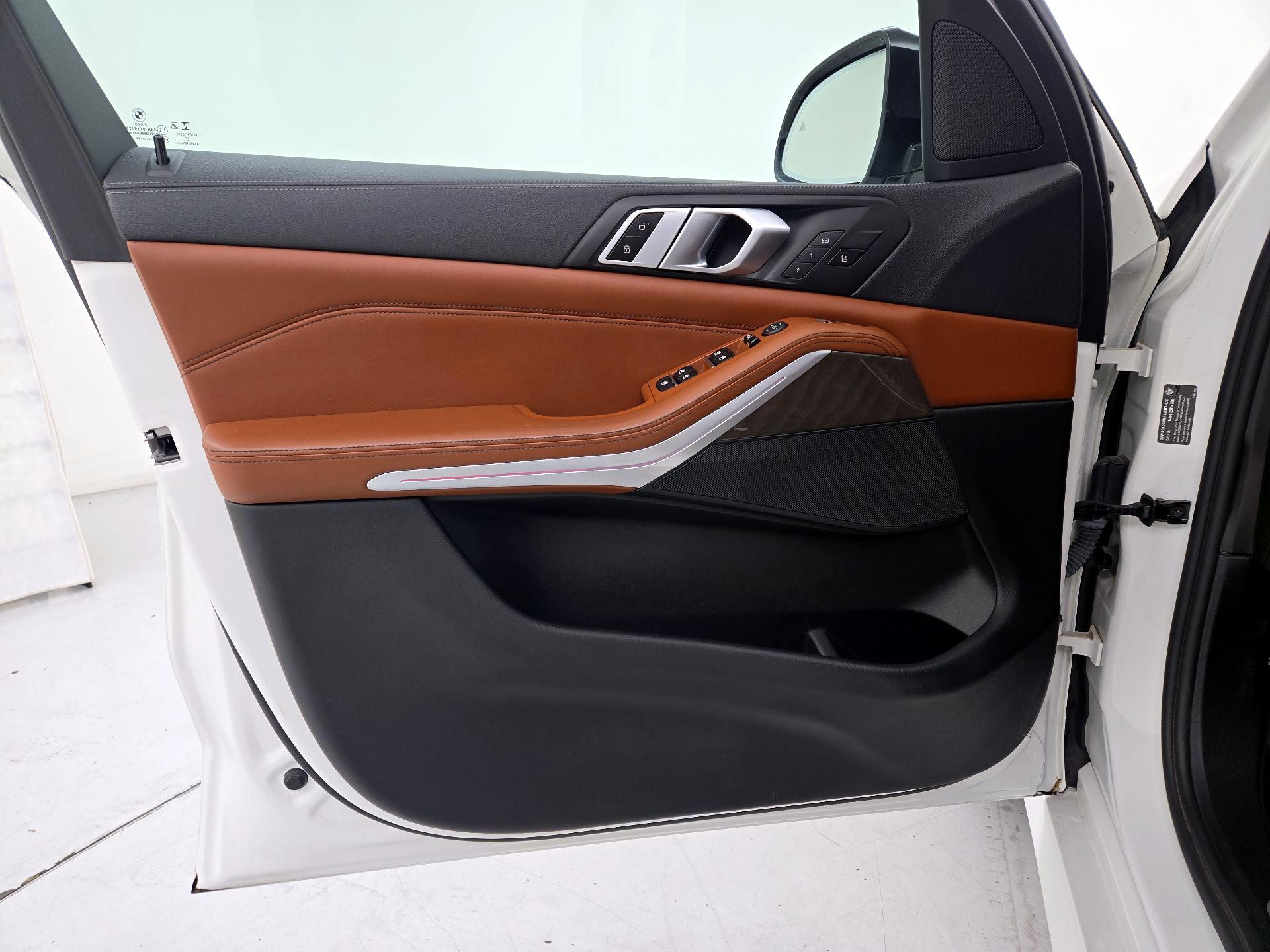 Thumbnail: 2022 BMW X5 - 12