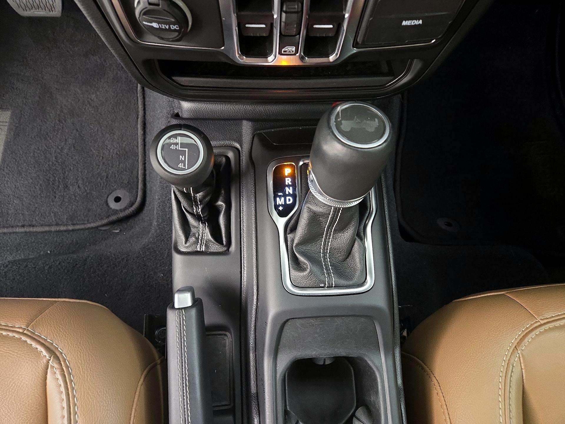 Thumbnail: 2021 Jeep Wrangler - 17