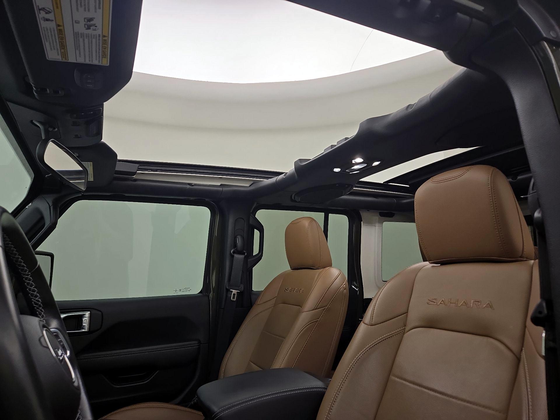 Thumbnail: 2021 Jeep Wrangler - 19