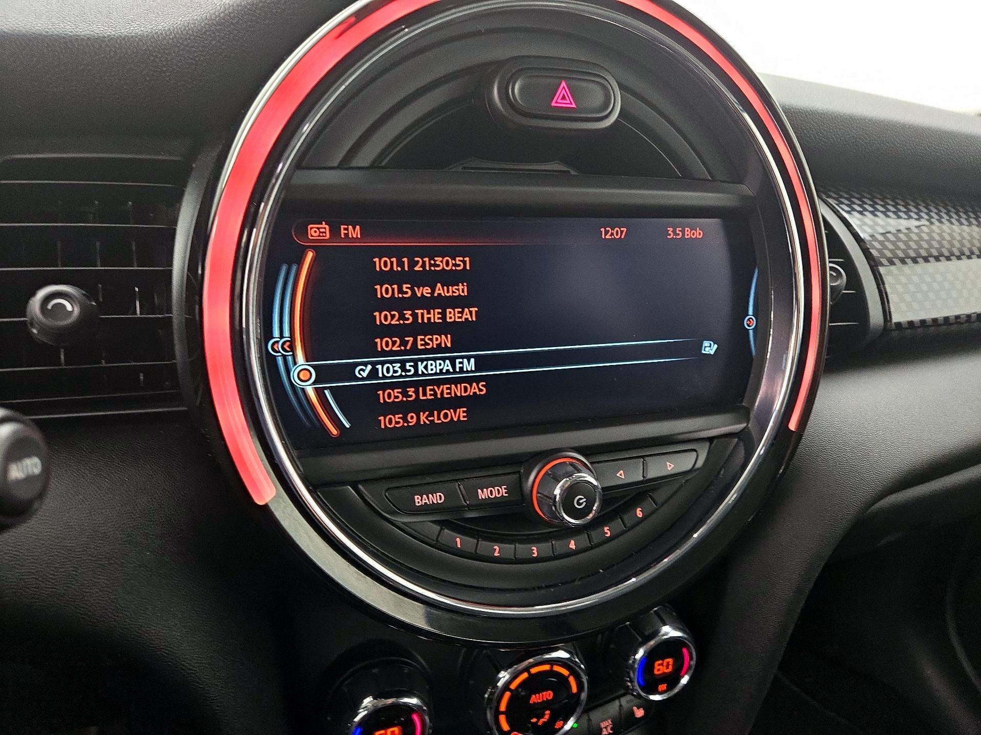 Thumbnail: 2017 MINI Cooper Hardtop - 16