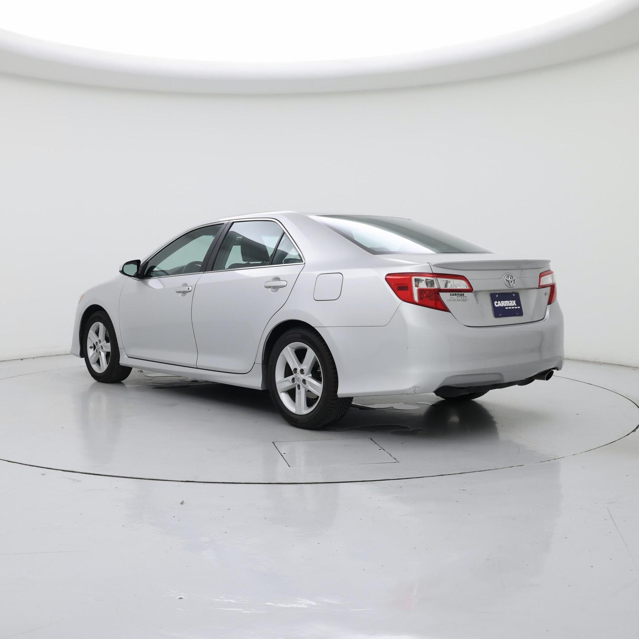 Thumbnail: 2014 Toyota Camry - 2