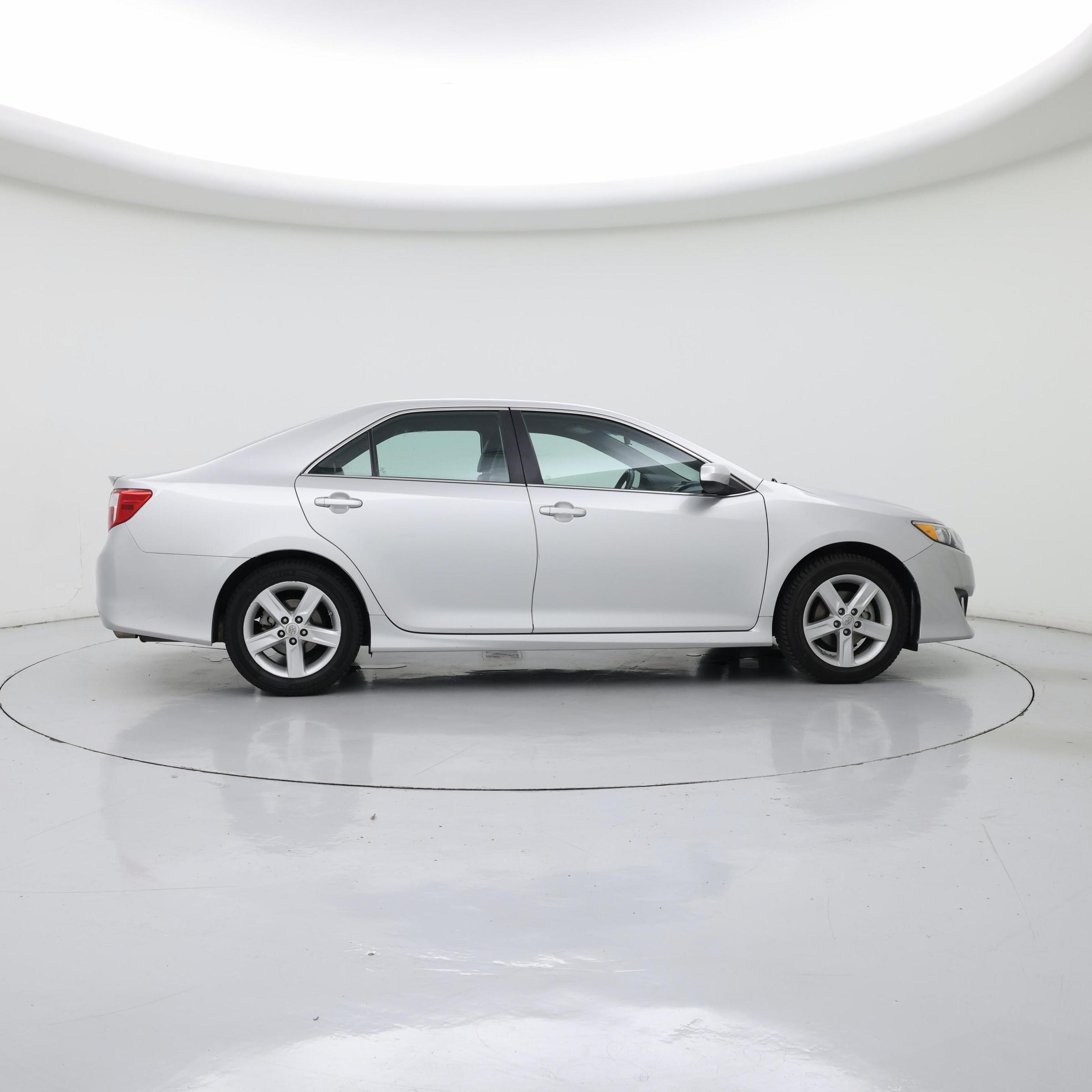 Thumbnail: 2014 Toyota Camry - 7