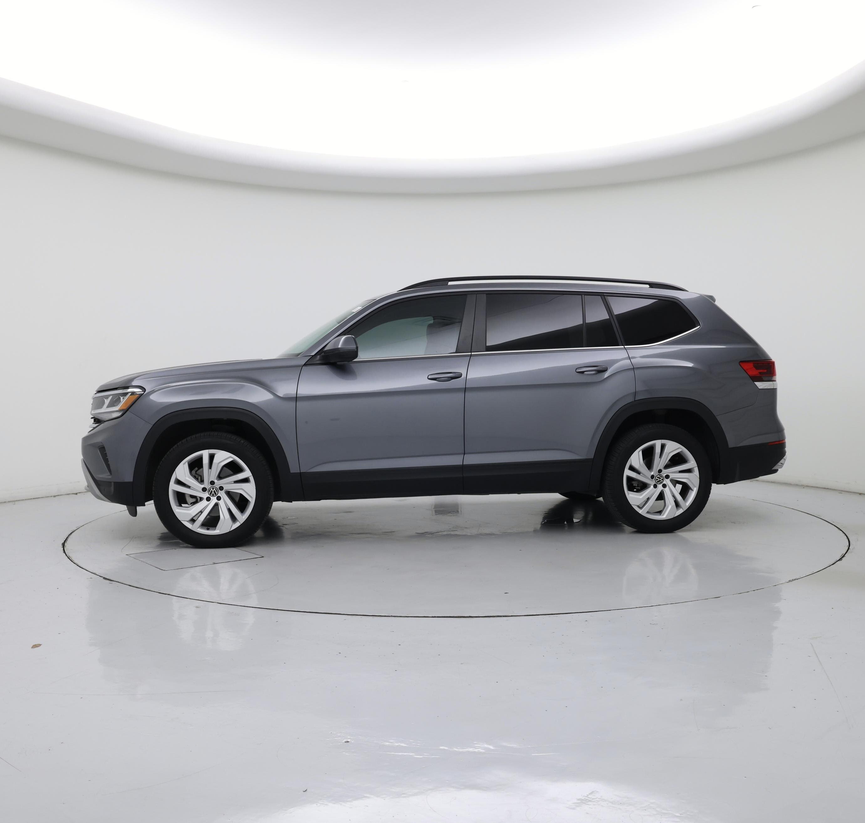 Thumbnail: 2023 Volkswagen Atlas - 3