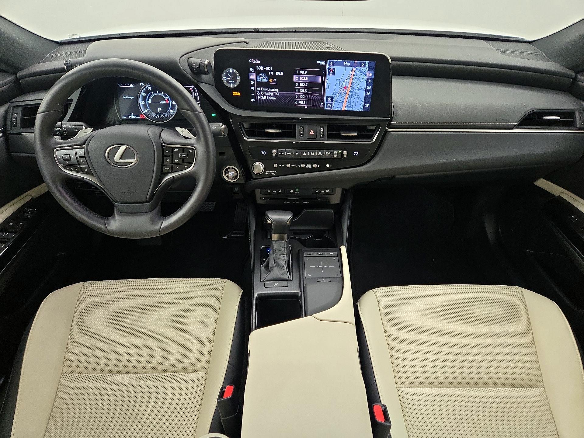 Thumbnail: 2022 Lexus ES - 9