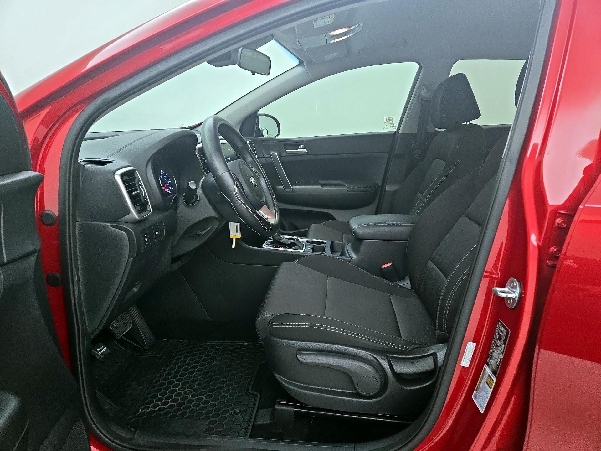 Thumbnail: 2020 Kia Sportage - 11