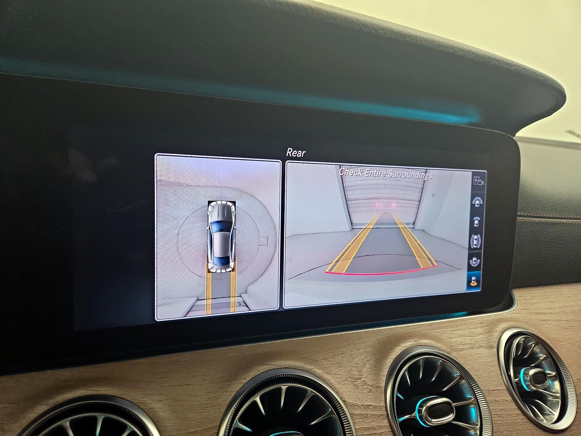 Thumbnail: 2019 Mercedes-Benz E-Class - 15