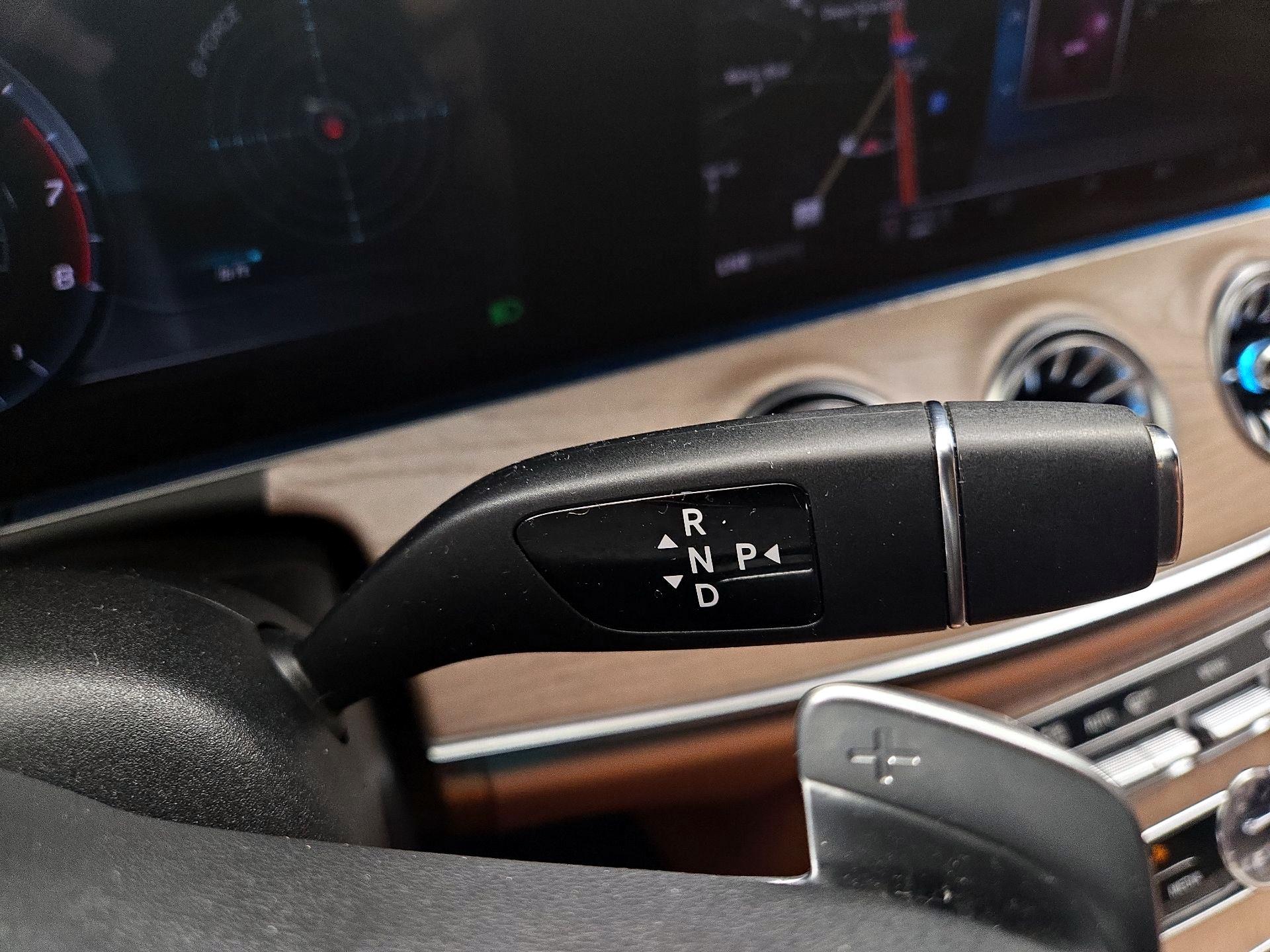 Thumbnail: 2019 Mercedes-Benz E-Class - 18