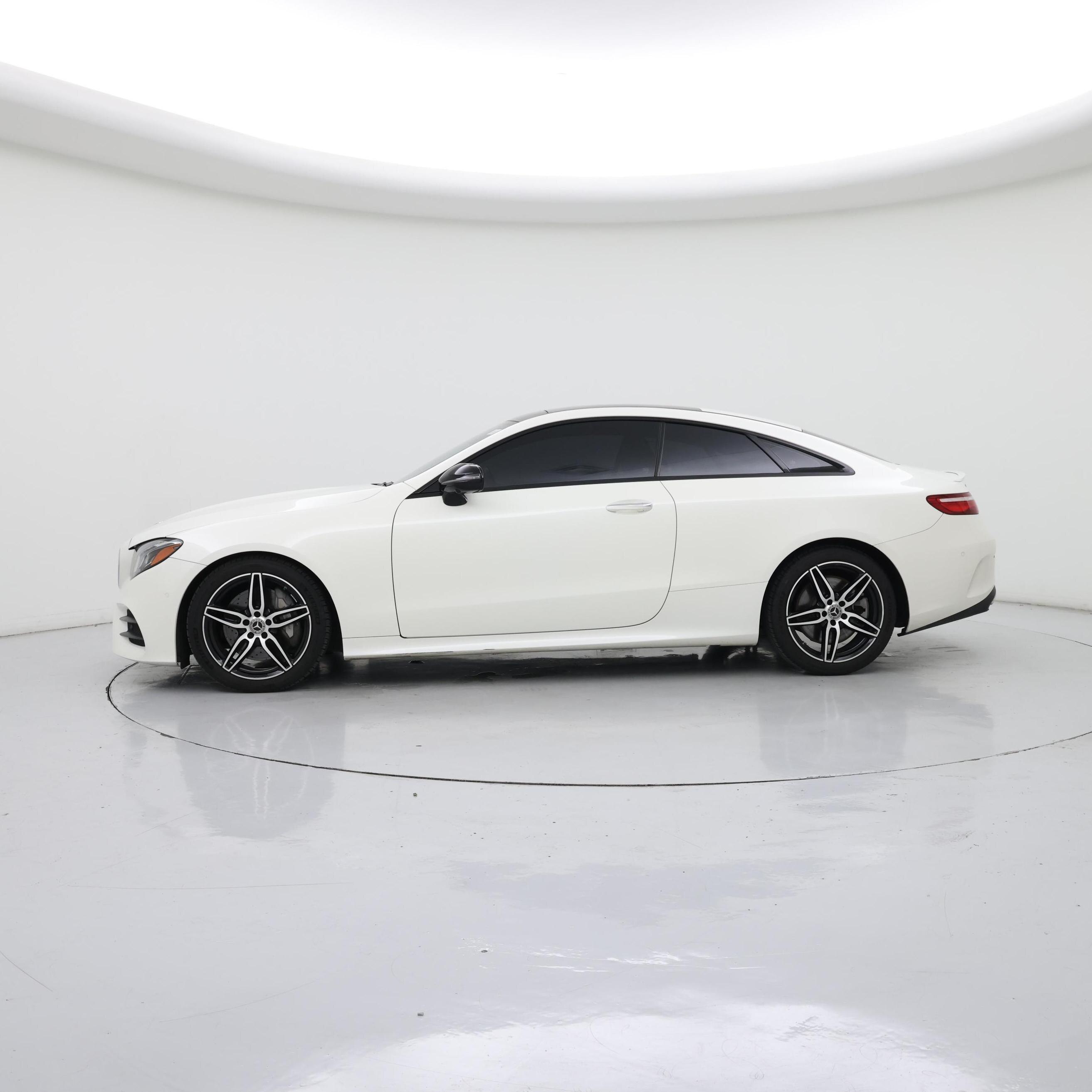 Thumbnail: 2019 Mercedes-Benz E-Class - 3