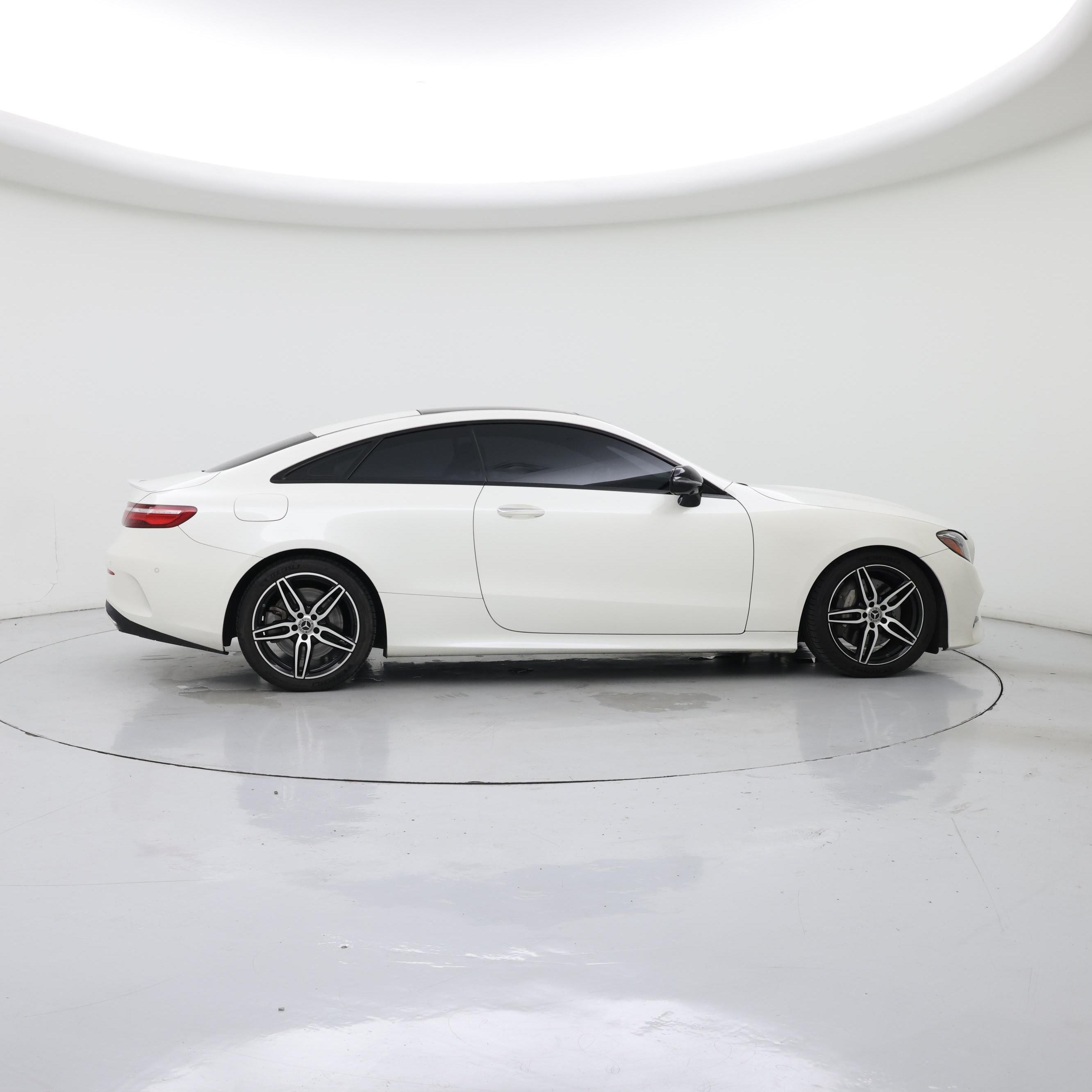 Thumbnail: 2019 Mercedes-Benz E-Class - 7