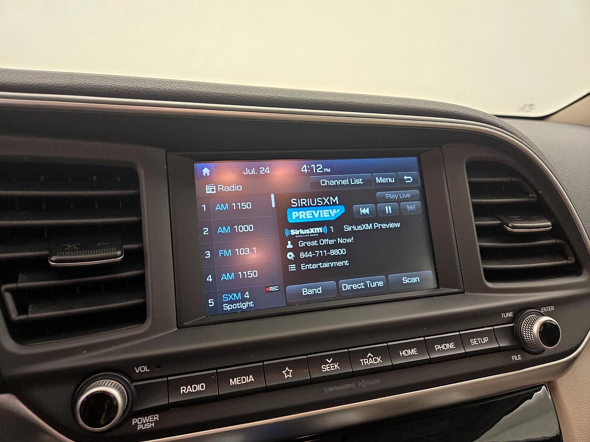 Thumbnail: 2019 Hyundai Elantra - 15
