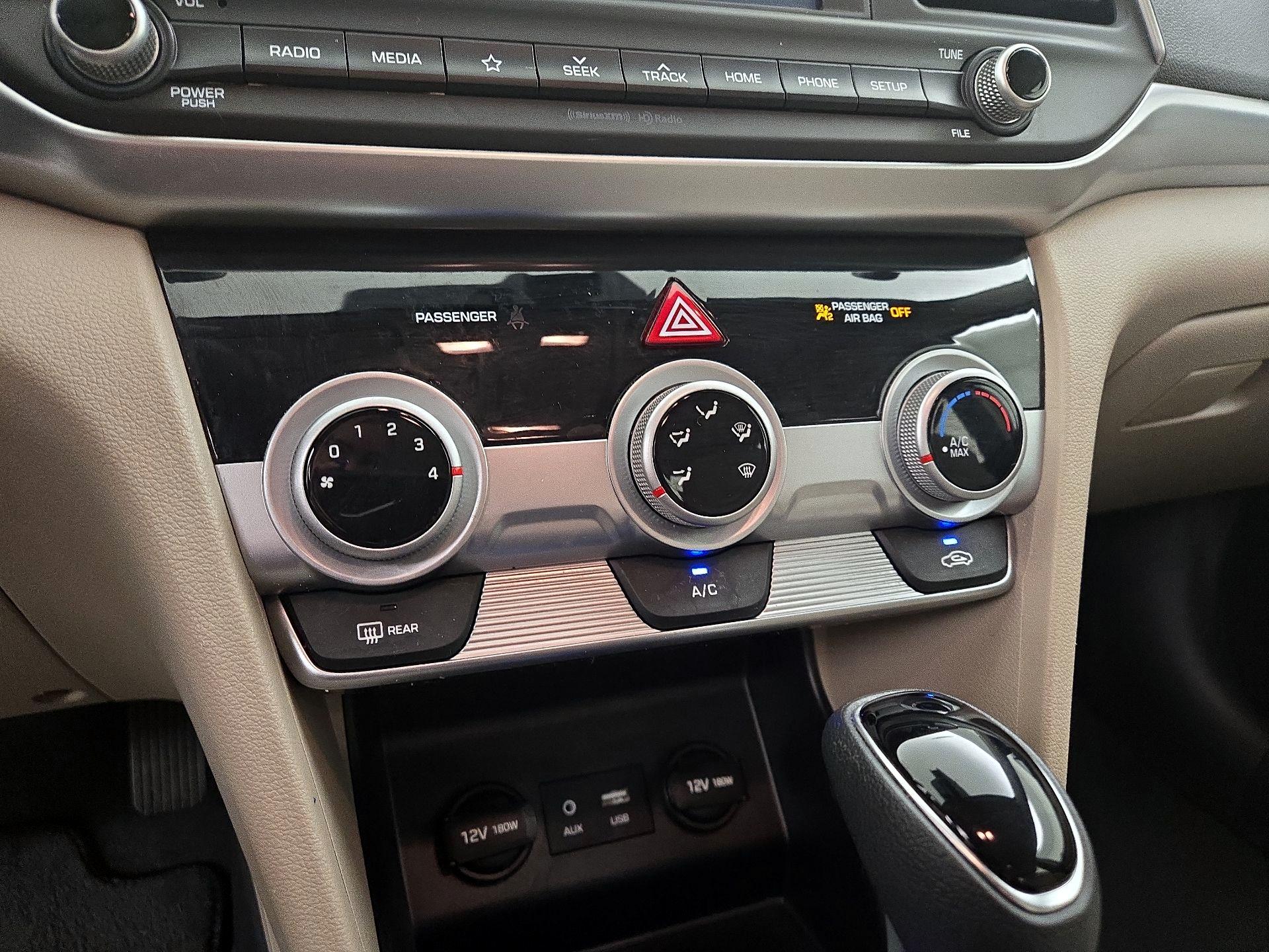 Thumbnail: 2019 Hyundai Elantra - 16