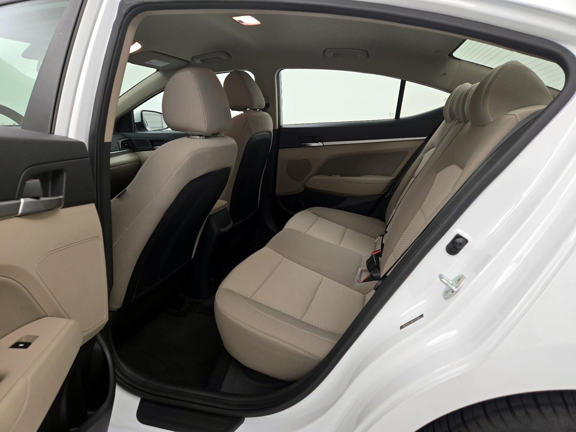 Thumbnail: 2019 Hyundai Elantra - 19