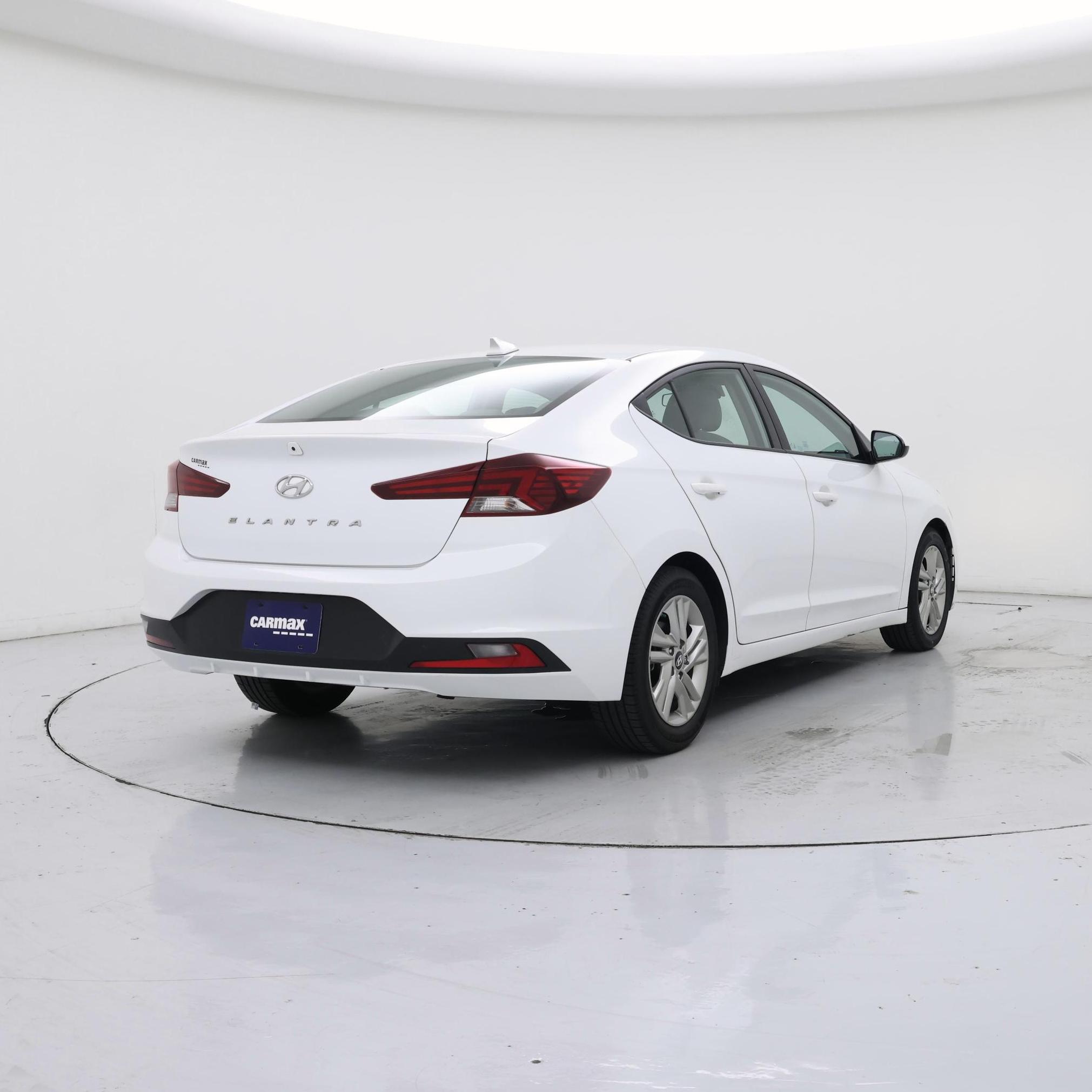 Thumbnail: 2019 Hyundai Elantra - 8