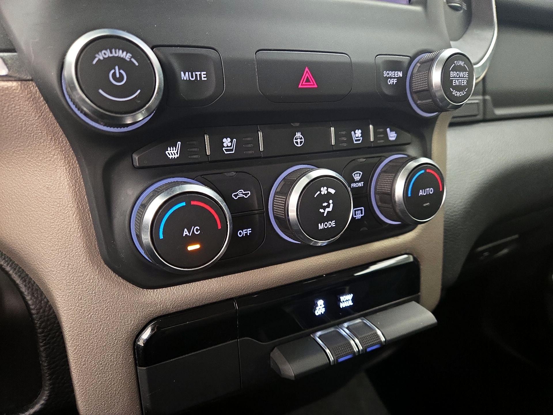Thumbnail: 2020 RAM 1500 - 16