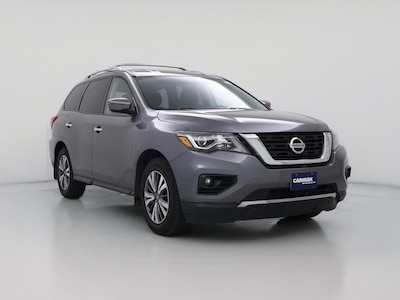 Gray 2017 Nissan Pathfinder SV