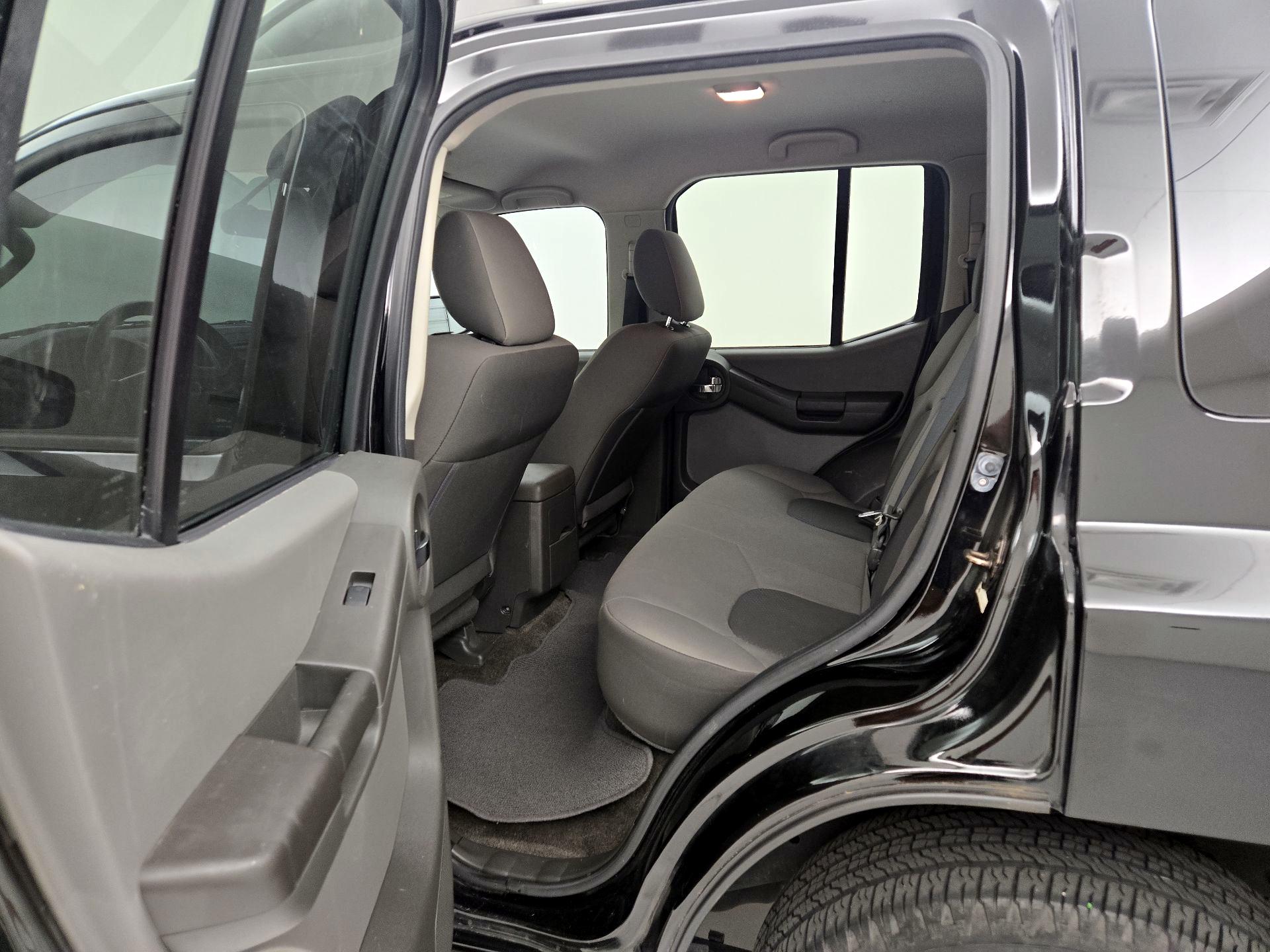 Thumbnail: 2015 Nissan Xterra - 16