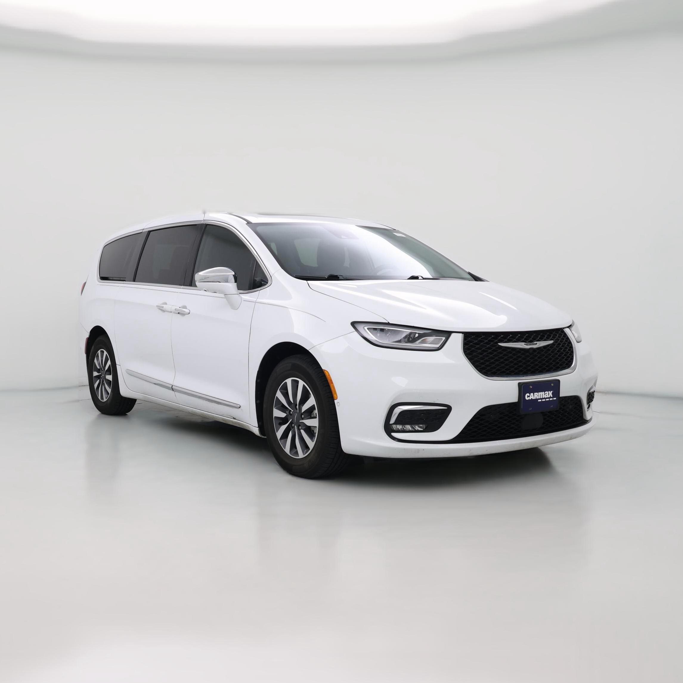 Thumbnail: 2022 Chrysler Pacifica - 1