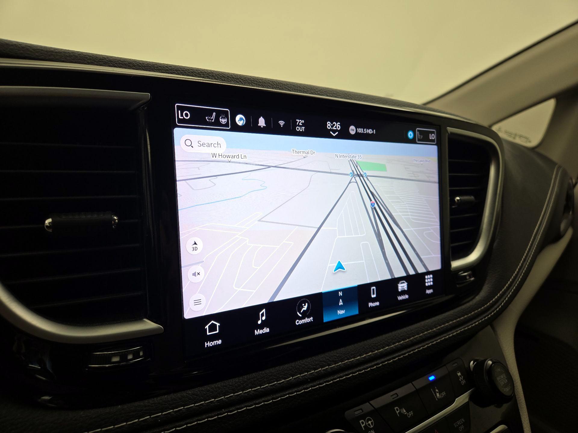 Thumbnail: 2022 Chrysler Pacifica - 14
