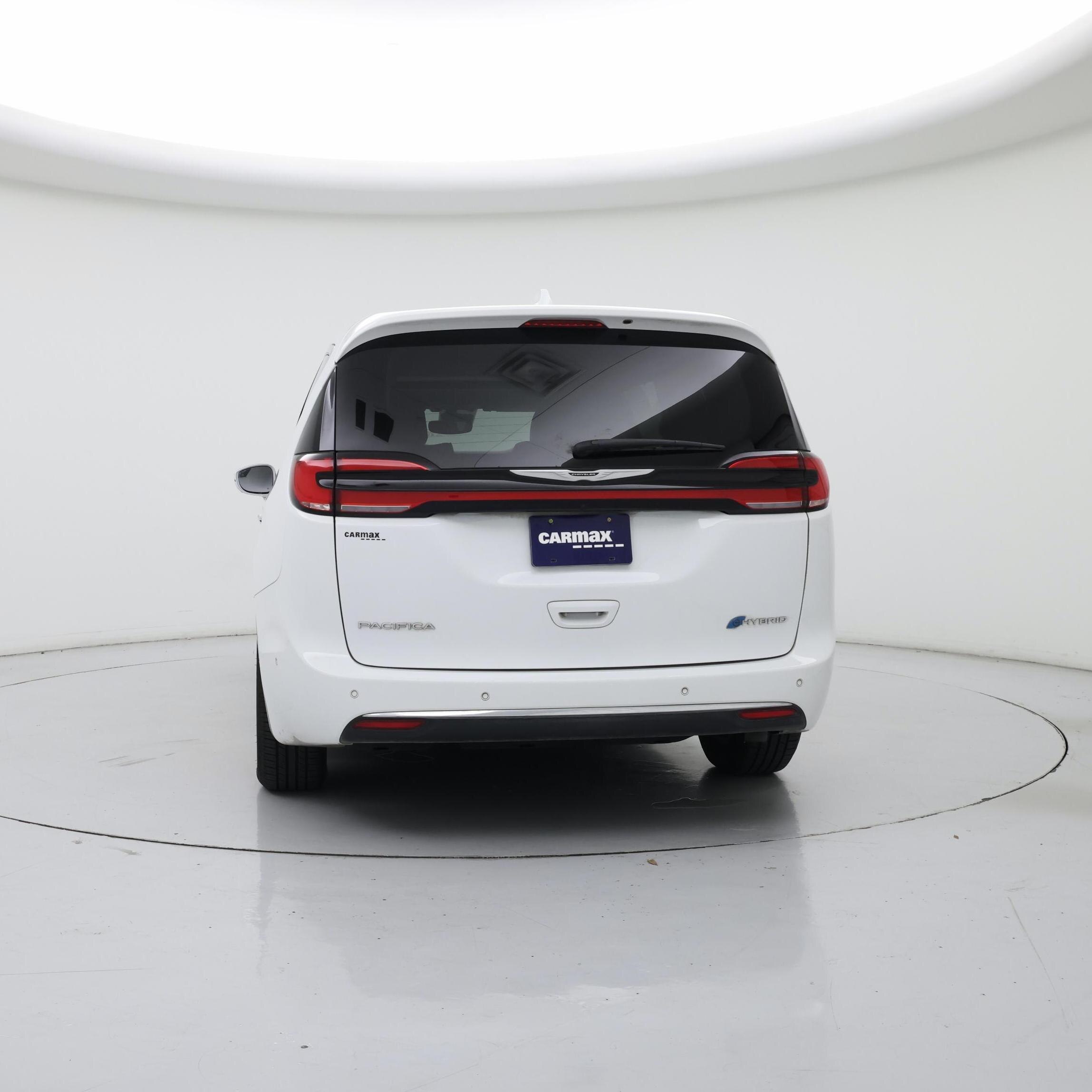 Thumbnail: 2022 Chrysler Pacifica - 6
