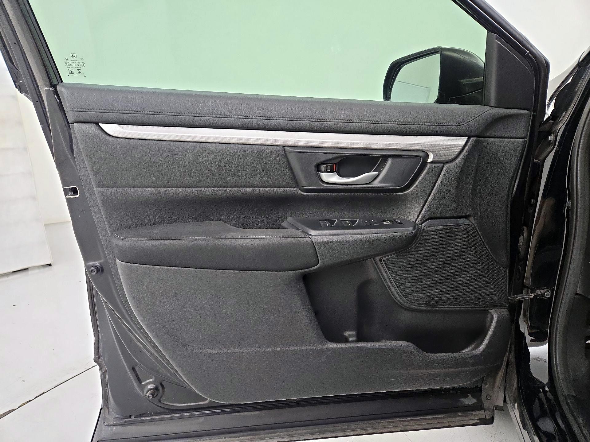 Thumbnail: 2017 Honda CR-V - 12