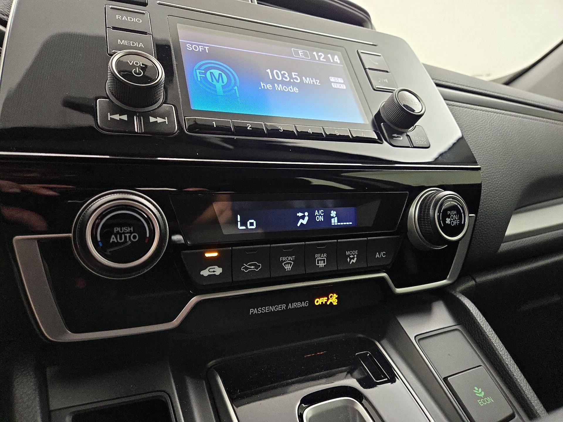 Thumbnail: 2017 Honda CR-V - 16