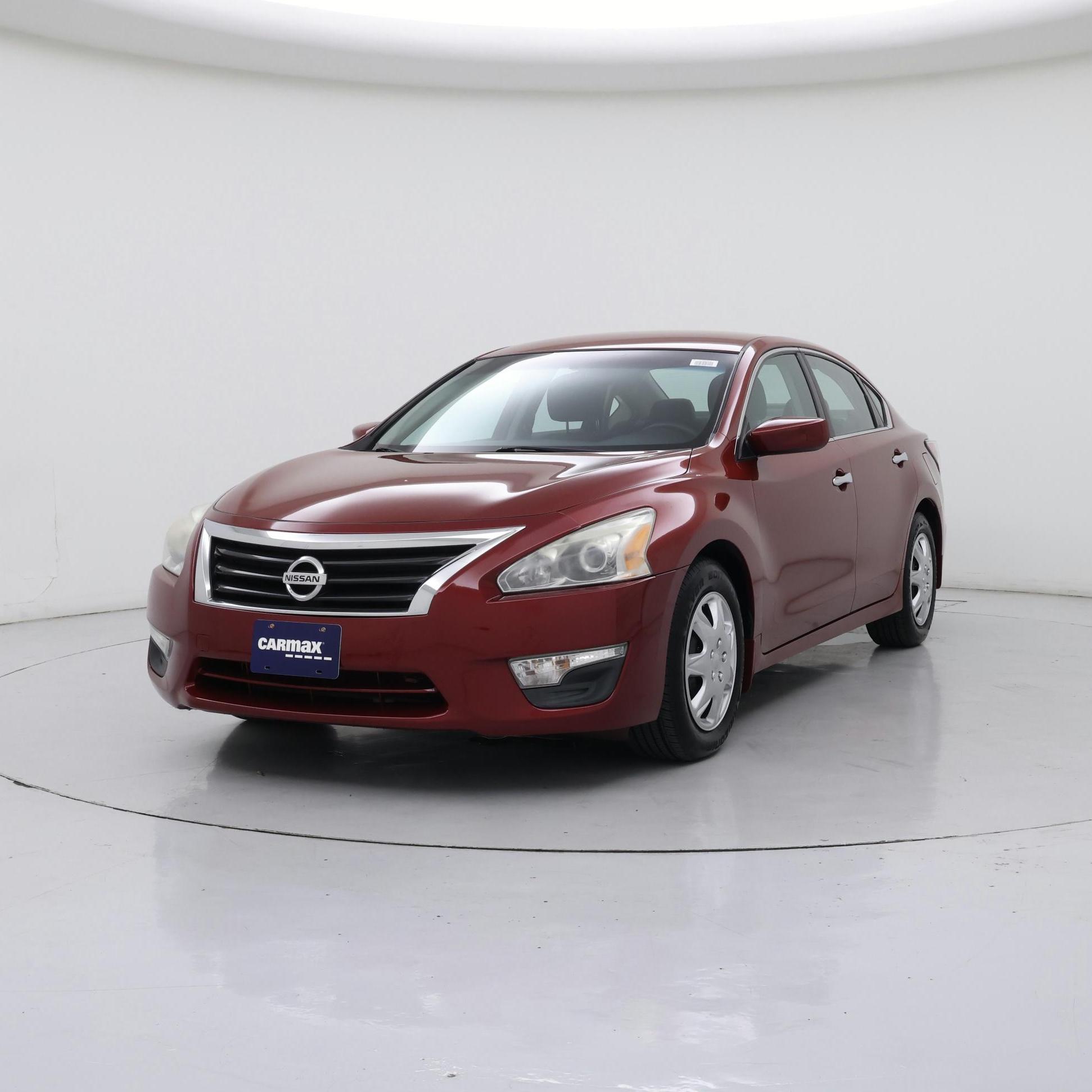 Thumbnail: 2015 Nissan Altima - 4