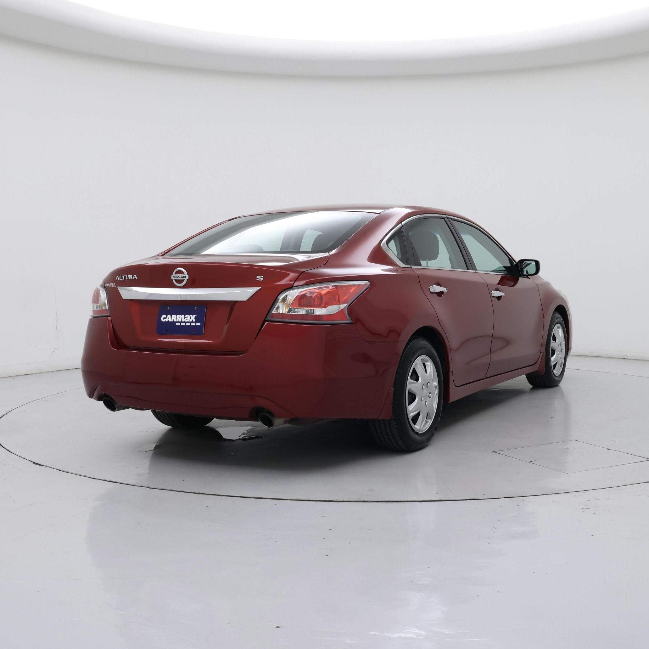 Thumbnail: 2015 Nissan Altima - 8